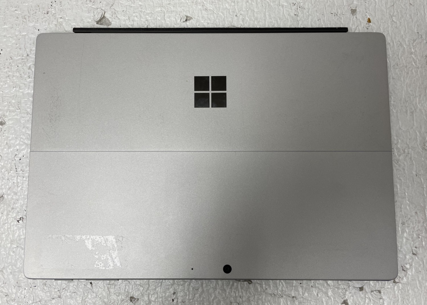 Microsoft Surface Pro 7 1866 Intel i5-1035G4 @1.10GHz 8GB RAM 128GB SSD NO OS