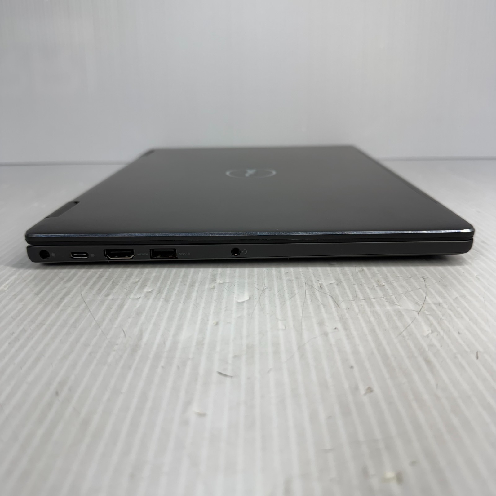 Dell Latitude 3379 i3-6100U 13.3″ Touchscreen Windows 11 Pro Laptop 250GB 16GB