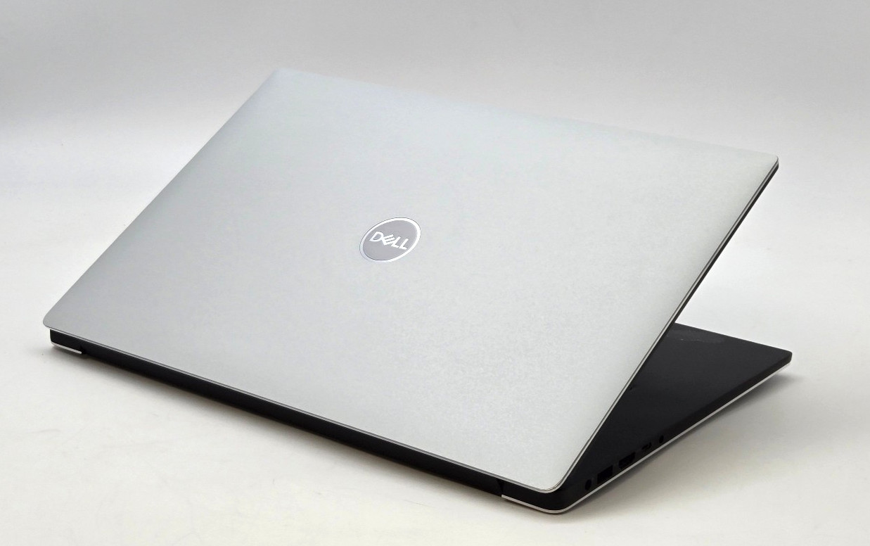 Dell Precision 5540 Laptop PC Touch Intel i7-9th 32GB Ram 512GB SSD NVIDIA T1000