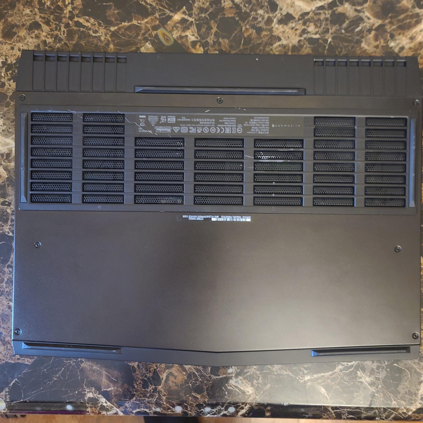 ALIENWARE 15 R4 GAMING LAPTOP CORE i5-8300H 16GB RAM GTX 1060 128GB NVMe 1TB HDD