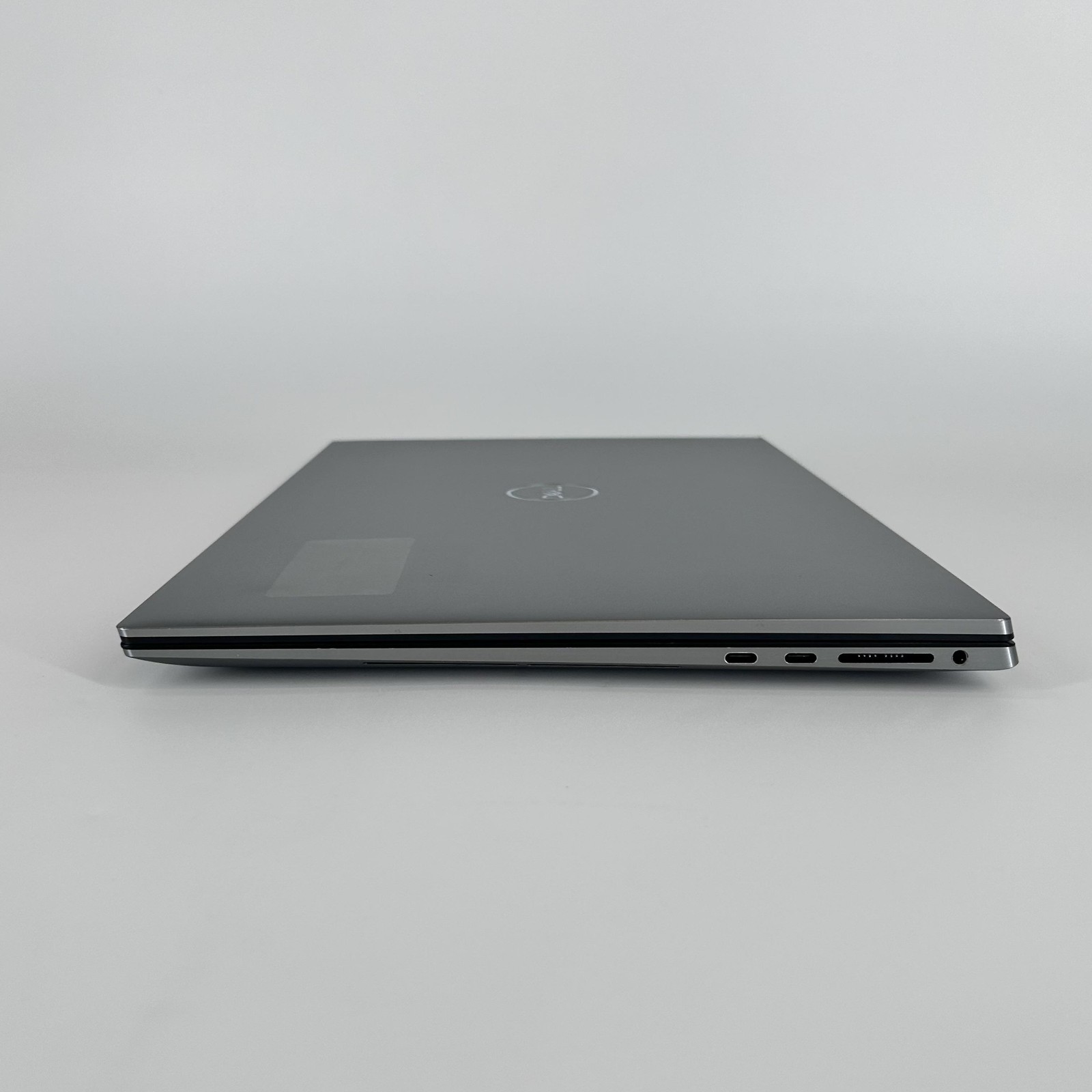 Dell Precision 5760 17 UHD TOUCH Xeon W-11955M 2.60GHz 64GB 2TB/512GB RTX A3000