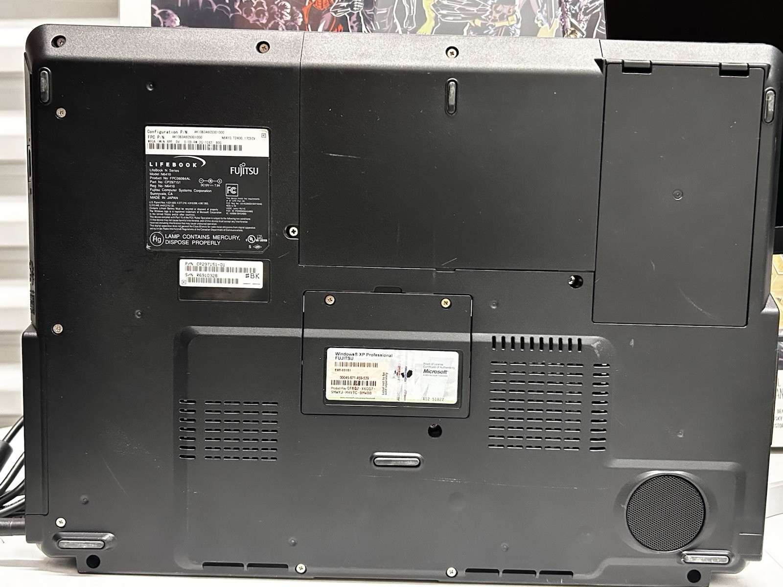 Fujitsu Lifebook N6410 17″ Centrino T2400 + 4GB Ram