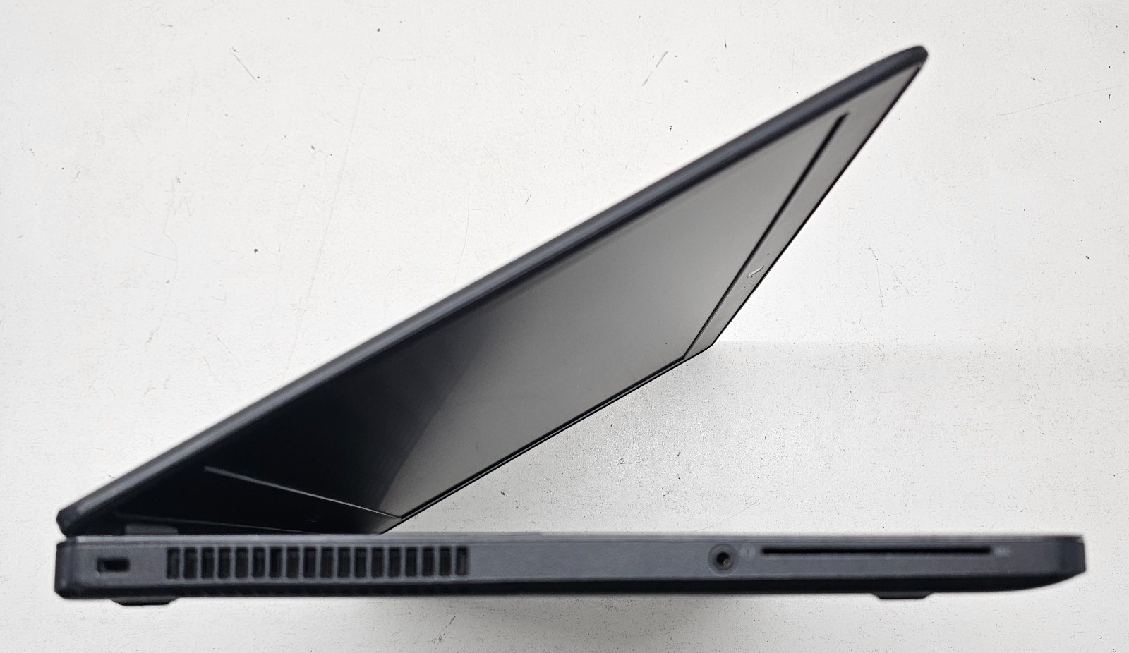 Dell Latitude E5550 15.6″ Laptop Intel Core i5-5300U 12GB RAM NO HD/OS (FL)