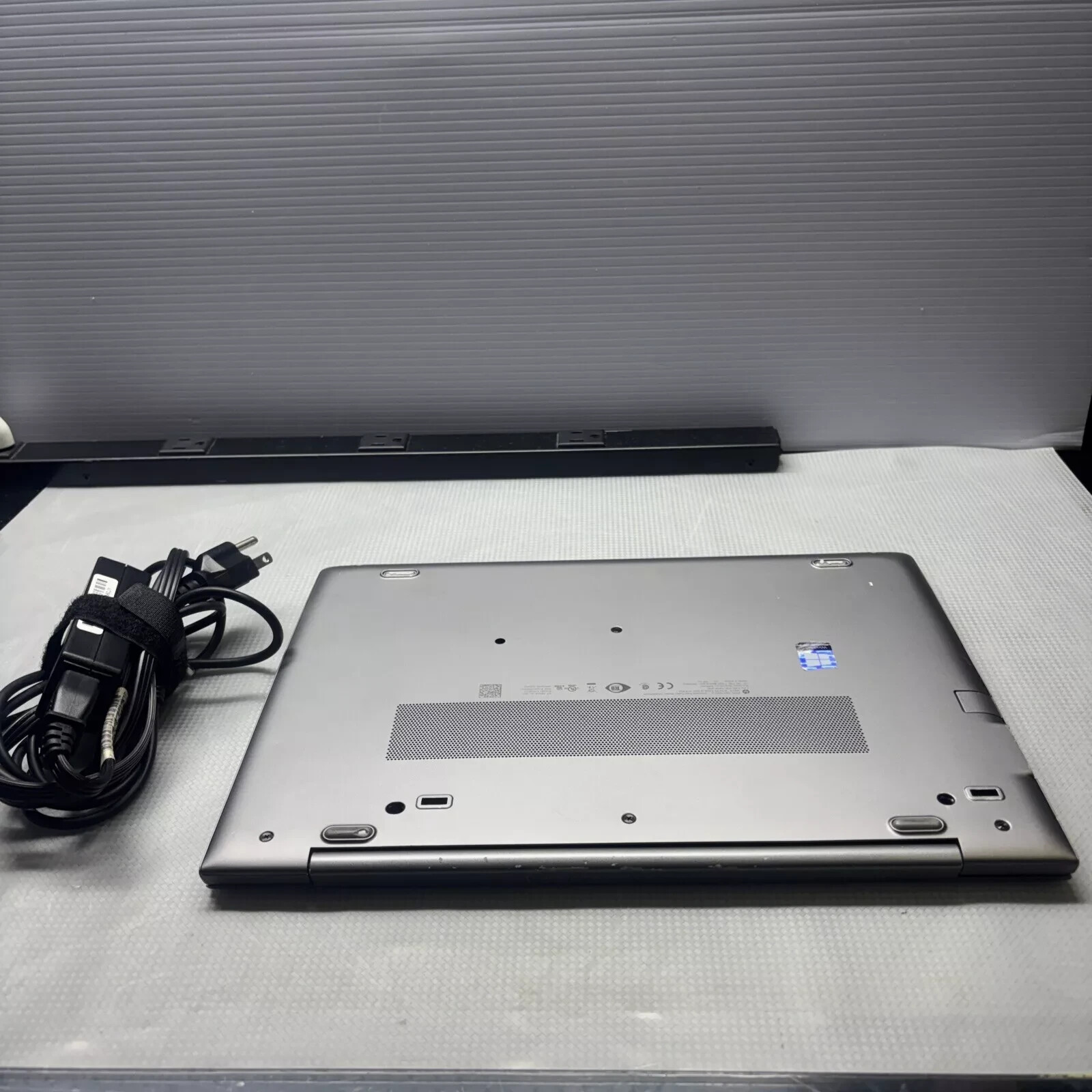 HP ZBook 14u G6 14″ FHD i7-8565U 32GB 512GB NVMe AMD WX3200 Win11 Office 2021