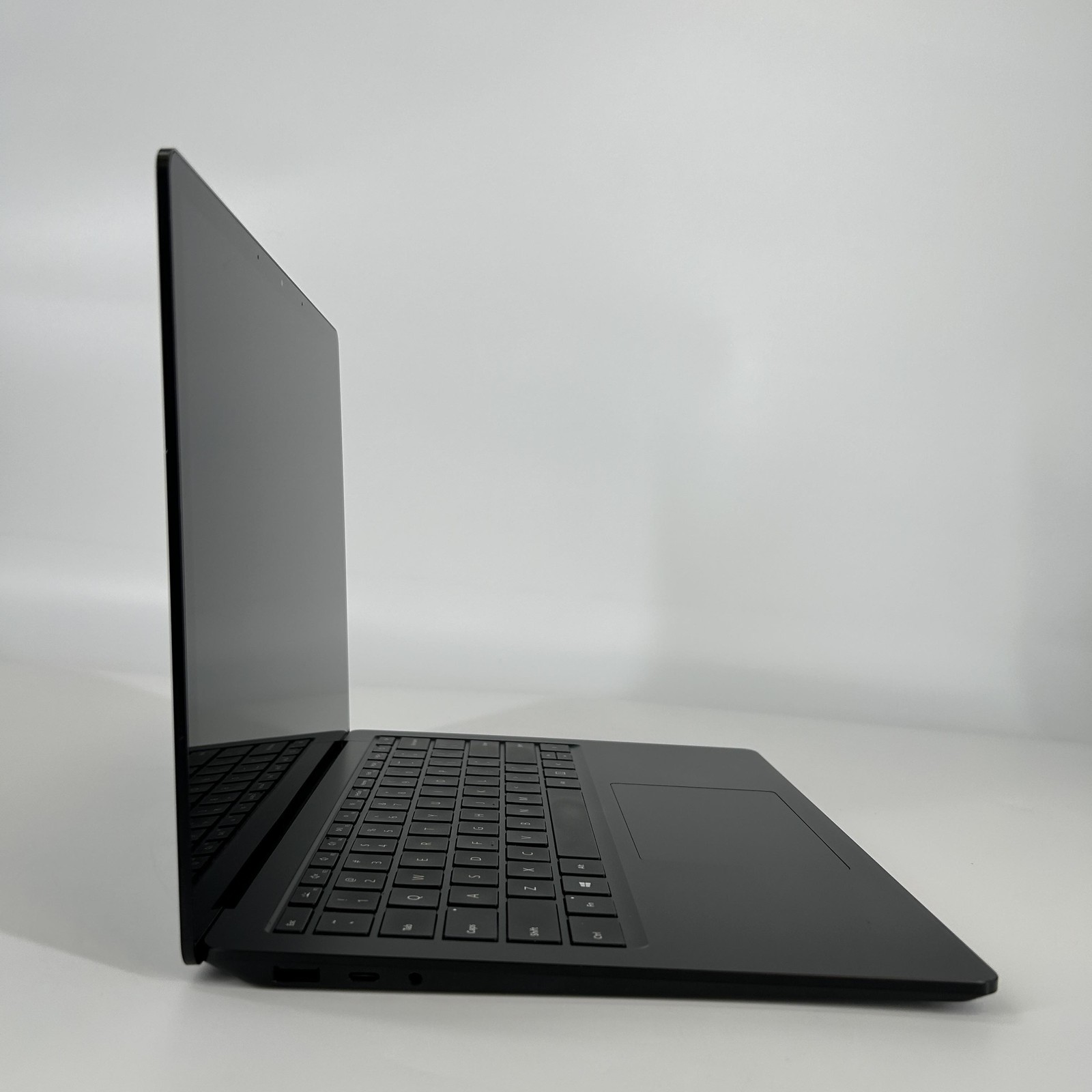 Microsoft Surface Laptop 3 13.5 2K TOUCH i7-1065G7 1.30GHz 16GB 256GB SSD