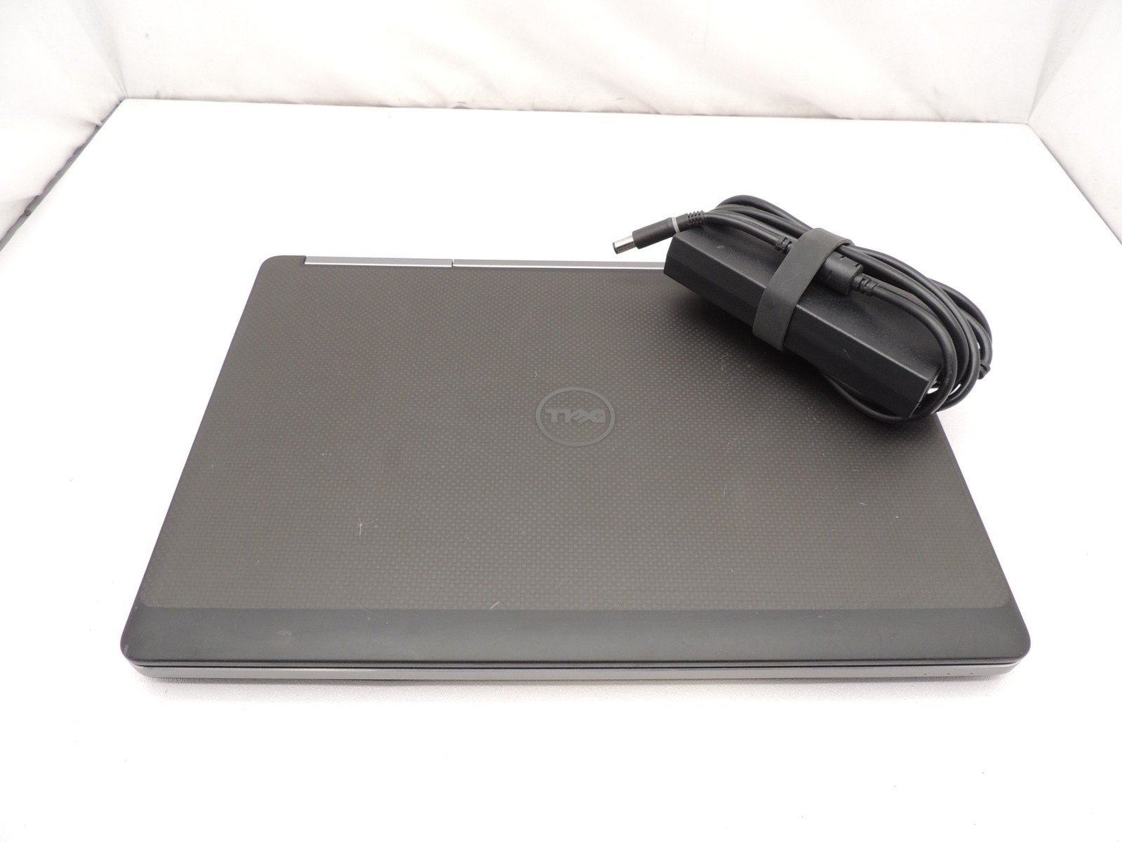Dell Precision 7510 Core i7 6820HQ 16GB 512GB M375X 2GB New Battery Laptop No OS