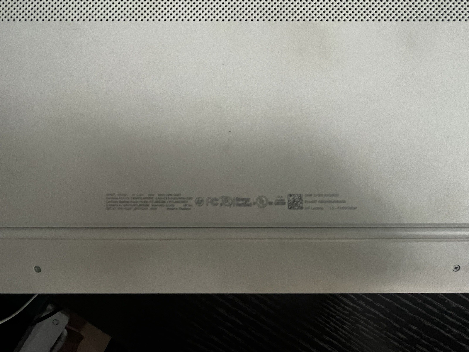 HP Touchscreen Laptop 15.6″ Ryzen 3 7320U 8GB 238GB SSD Silver Win11