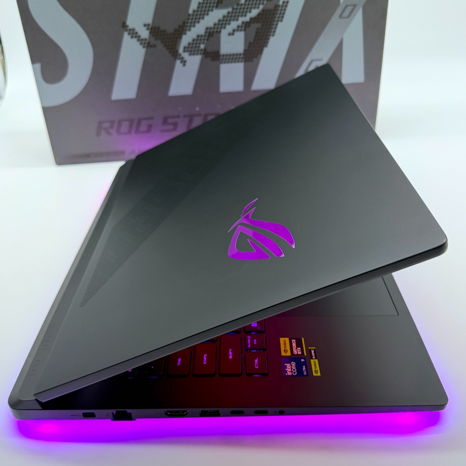 Asus ROG Strix SCAR 18 Gaming Laptop 18″ 2.5K Ultra 9 64GB RAM 2TB RTX 5090 24GB