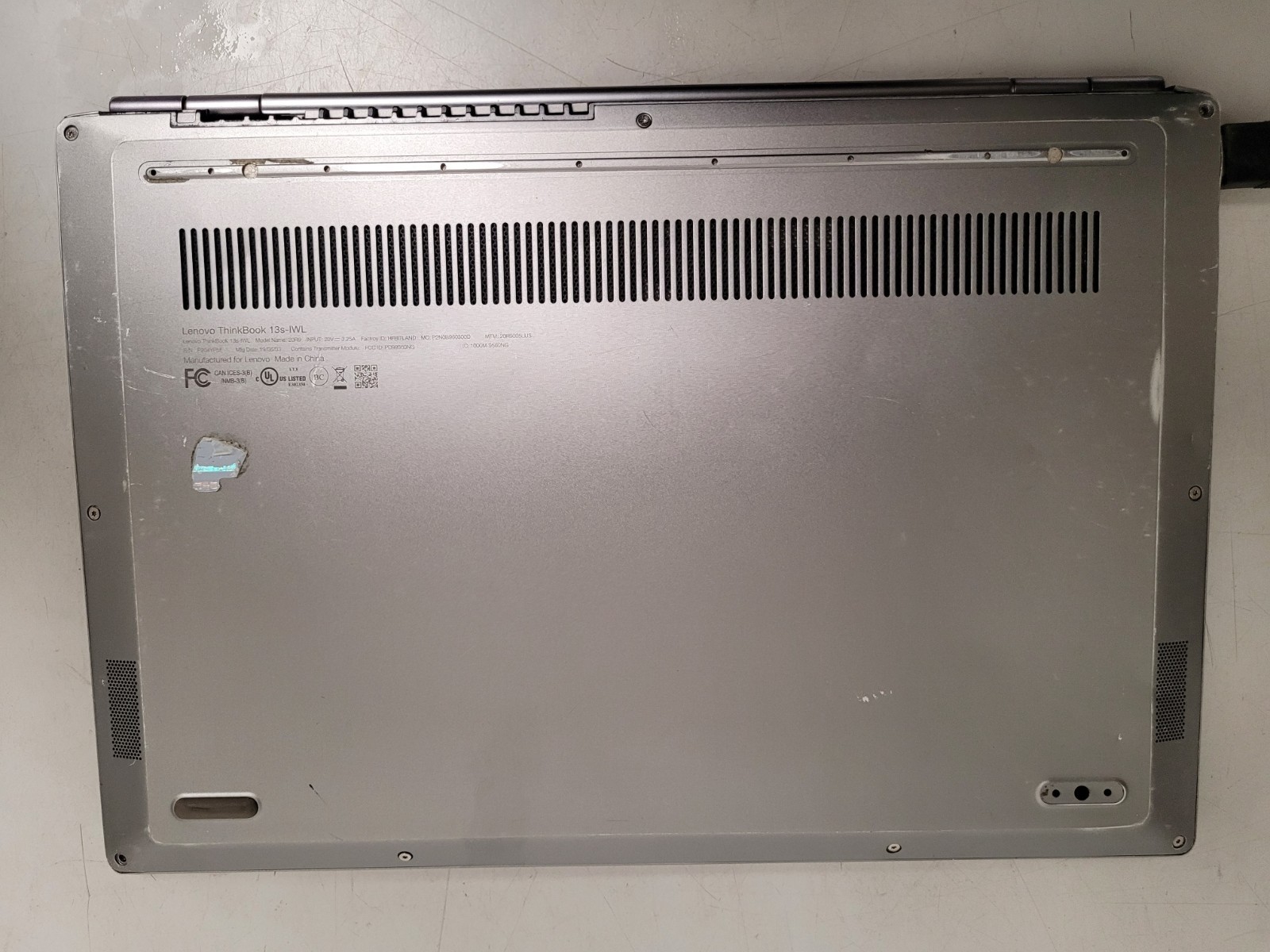 Lenovo Thinkbook 13s-IWL i5-8265u 1.6ghz 8gb ram 256gb ssd charger READ P204YP5