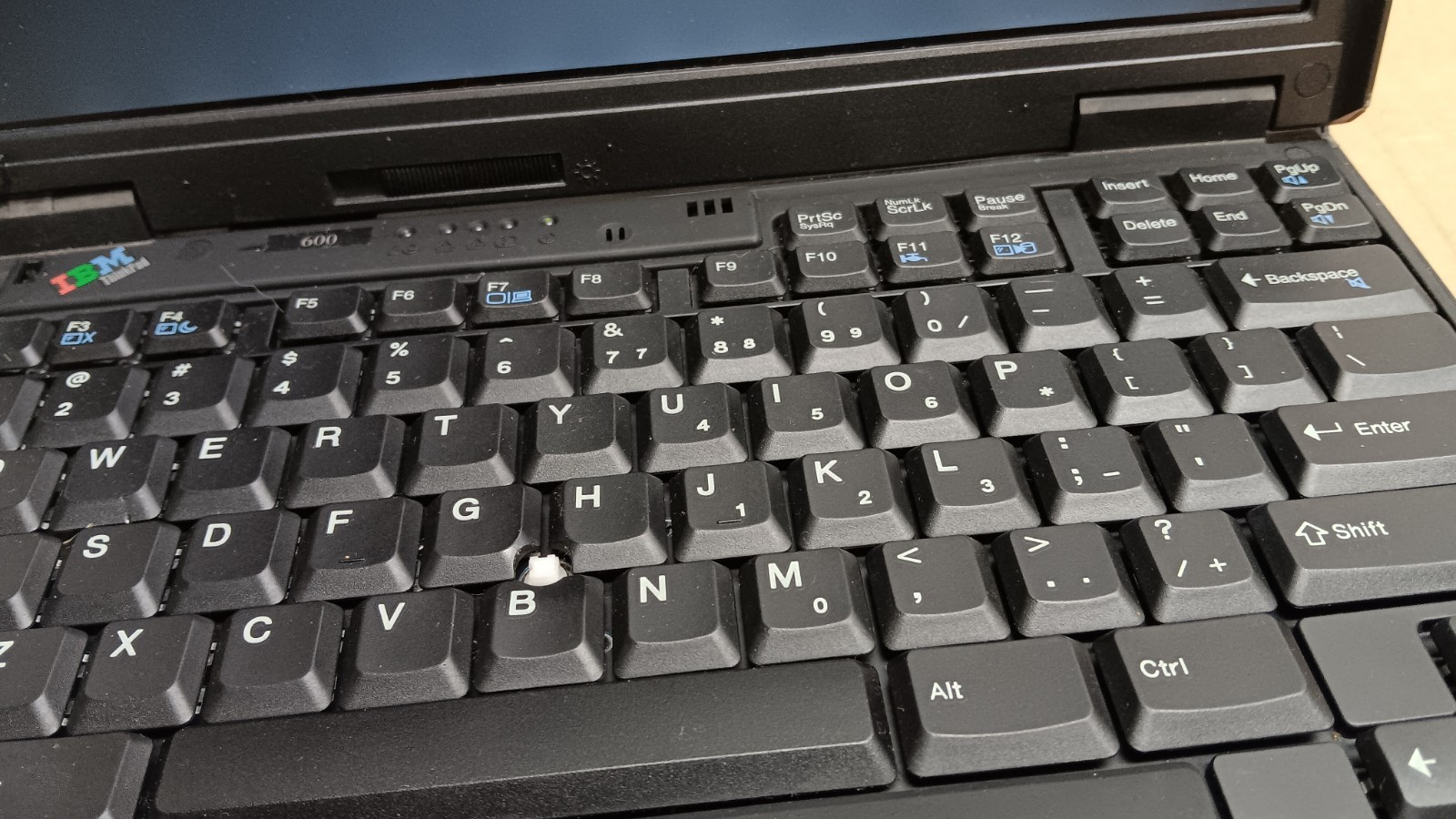 Vintage IBM ThinkPad 600 Laptop Intel Pentium II 13″ LCD Screen IBM TYPE 2645 PR