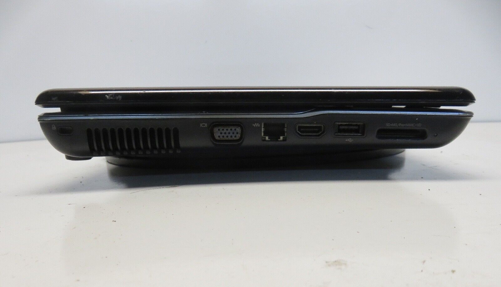 HP G61 Athlon II Dual-Core Processor M300 2GHz 3 GB NO HDD No Batt