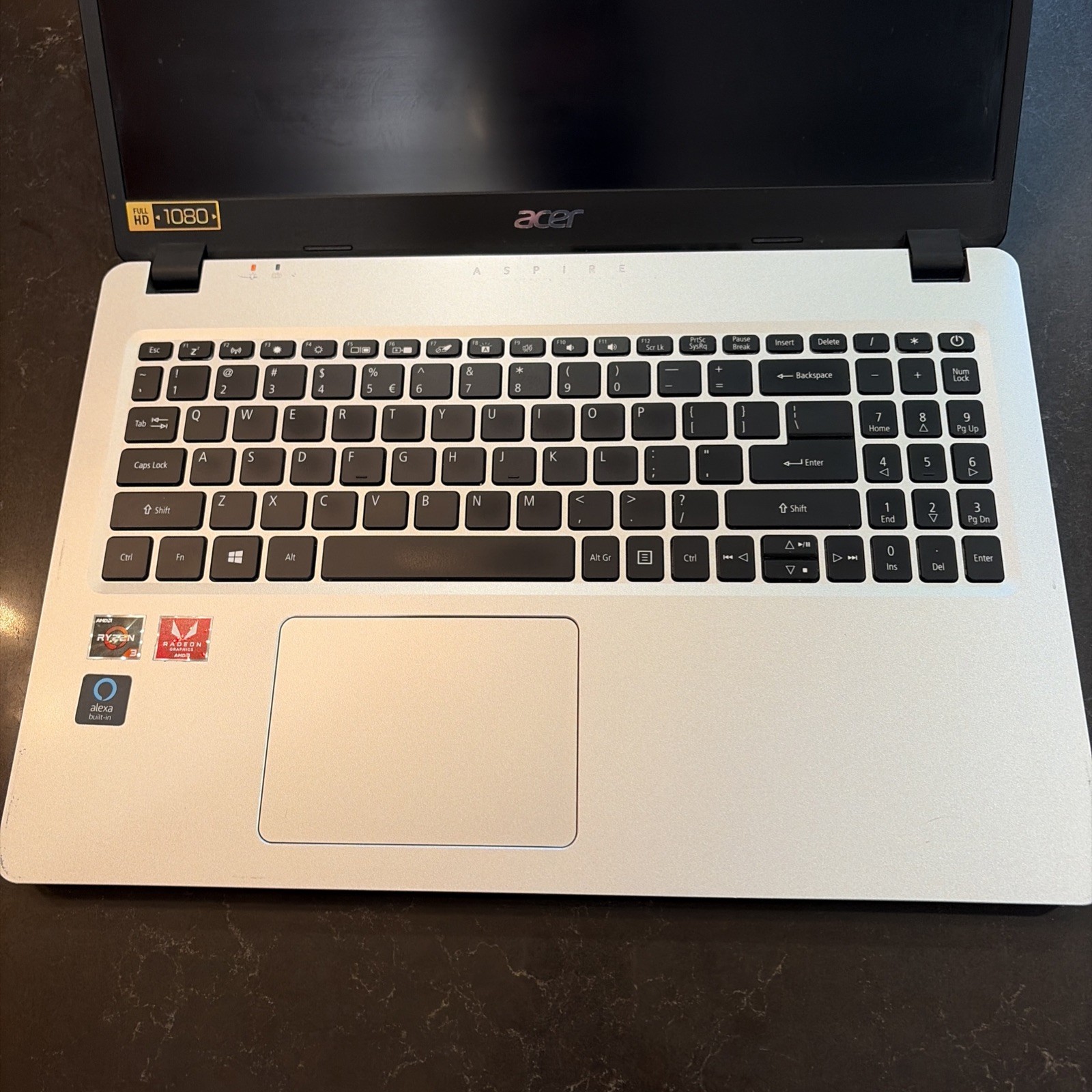 Acer Aspire 5 A515-43-15.6″FHD AMD Ryzen 3 3200U 2.6GHz 4GB RAM