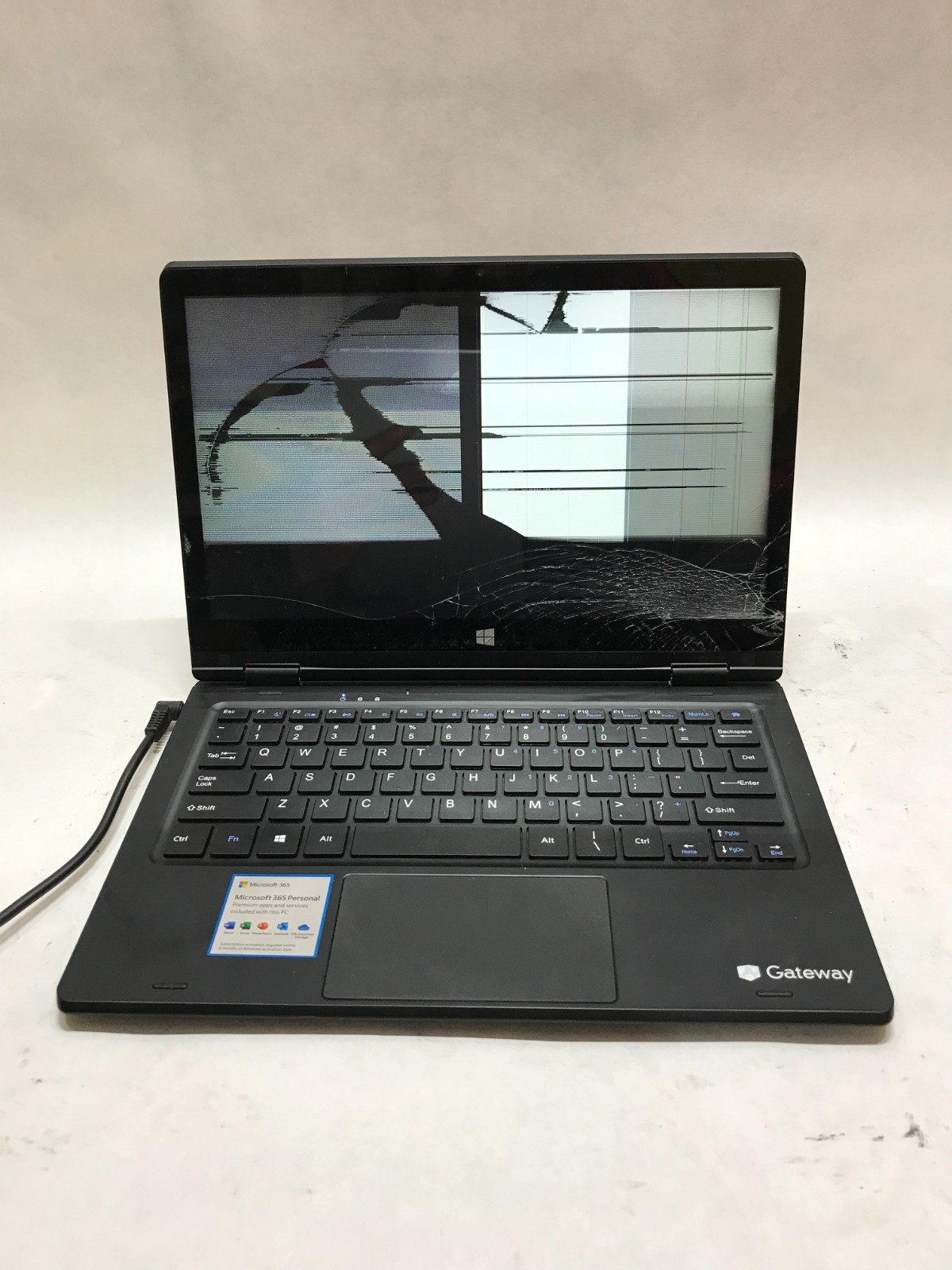 Gateway GWTC116-2BK 11″ Intel Celeron 4GB RAM 64GB eMMC NO OS For Parts CRACK DW