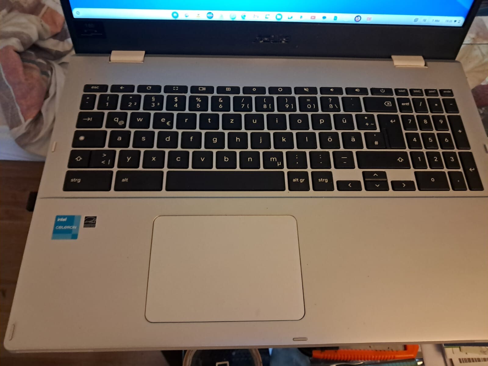 asus notebook laptop 128gb