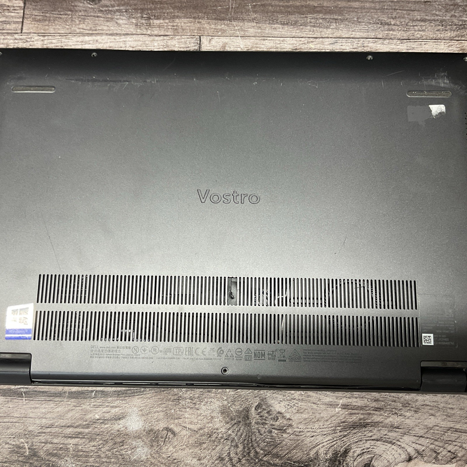 Dell Vostro 15 5501 / i5 10th Gen / BIOS Unlocked / No RAM / No SSD / C5