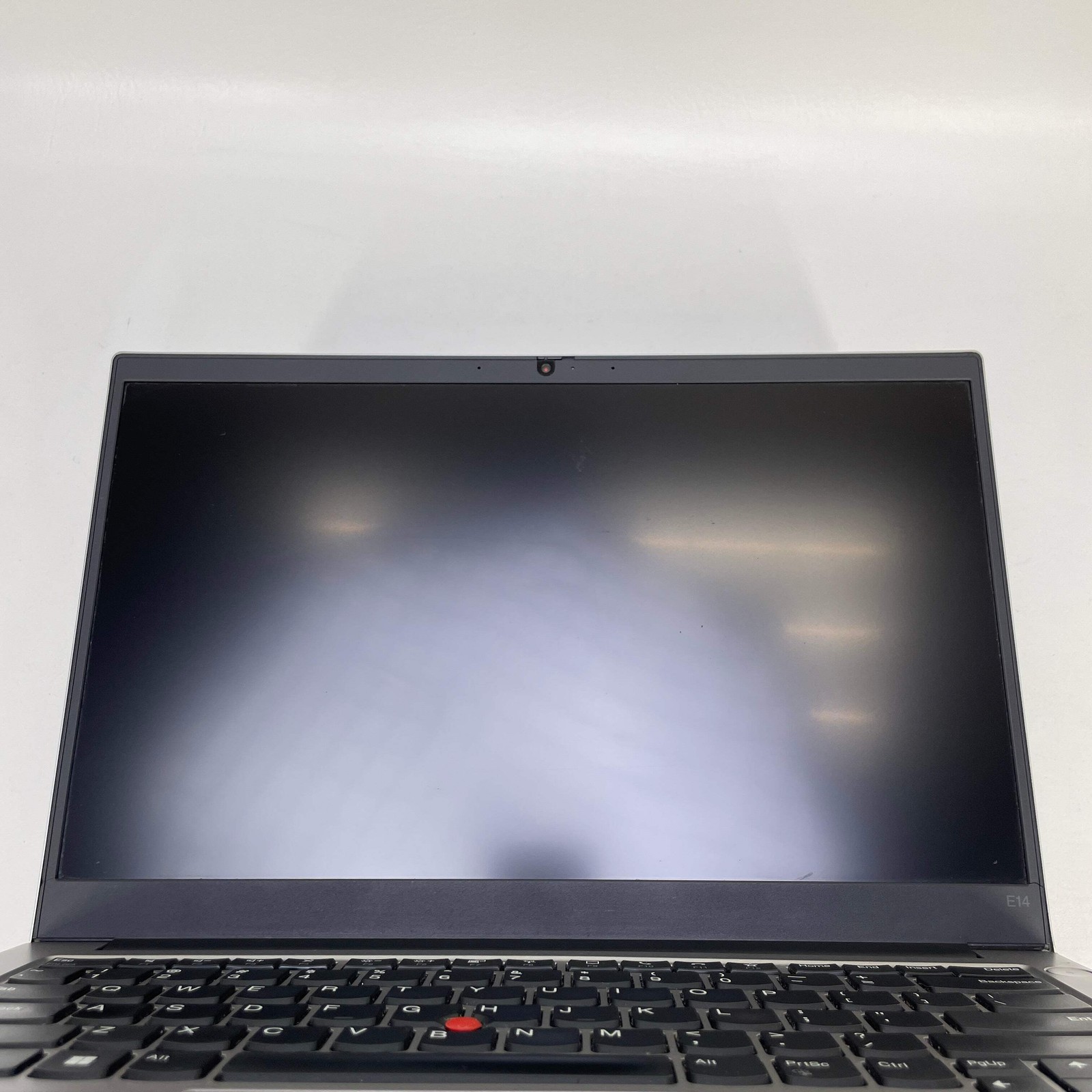 Broken Lenovo ThinkPad E14 Gen 4 14″ Ryzen 5 5625U 2.00 16GB RAM 500GB SSD /Chip