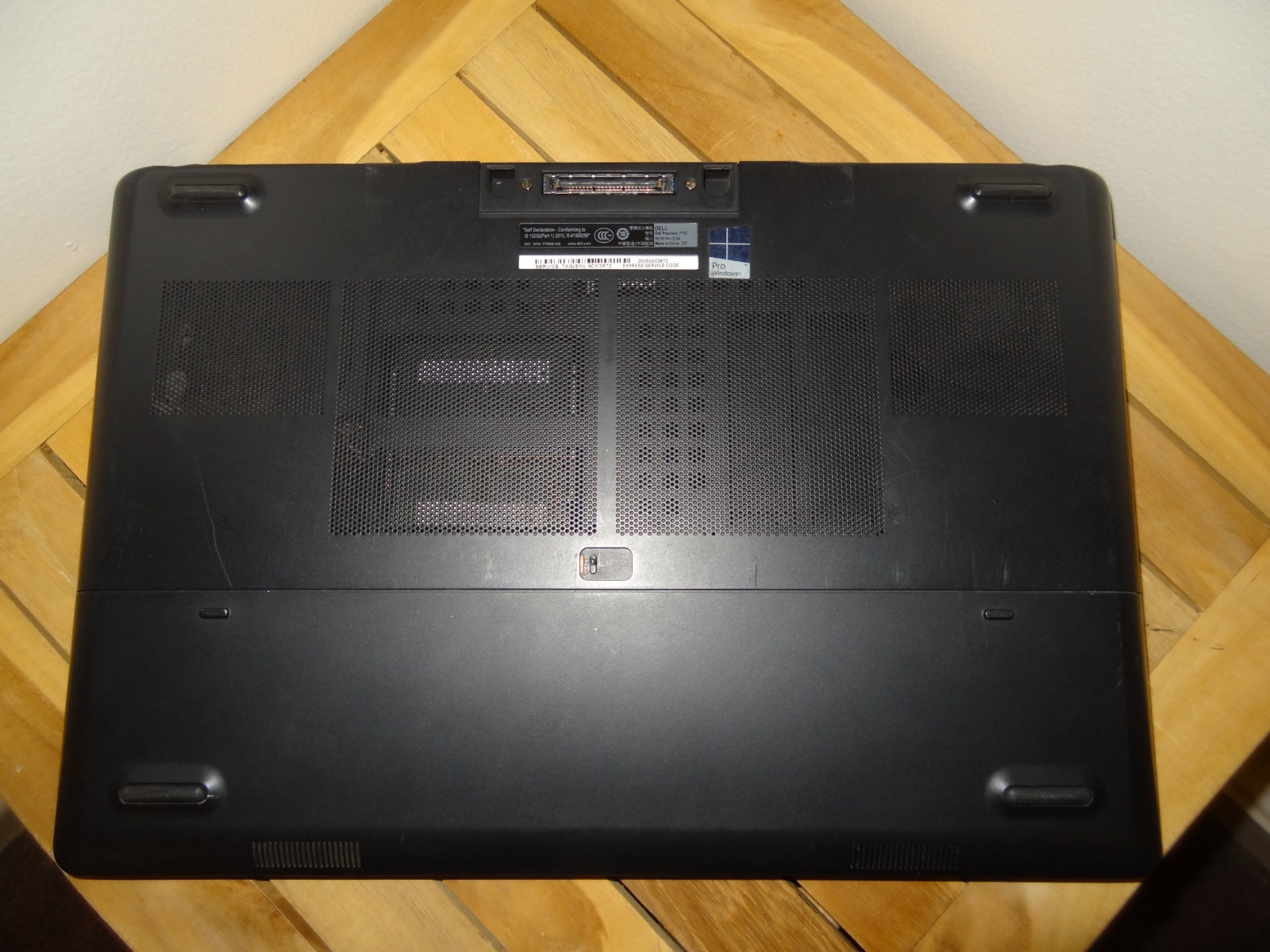 Dell Precision 7710 Laptop Computer -17.3″Screen -Windows 10 -Intel i7 -16GB RAM