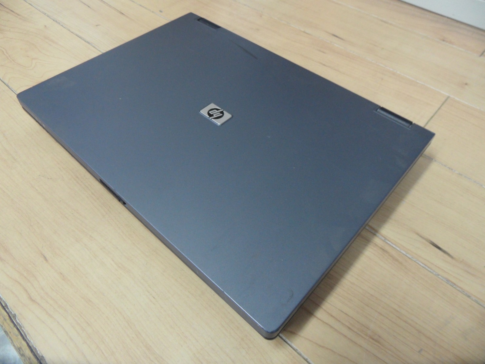 Compaq 6515b Laptop 4 Parts Booted Windows 80 GB Hard Drive Wiped *