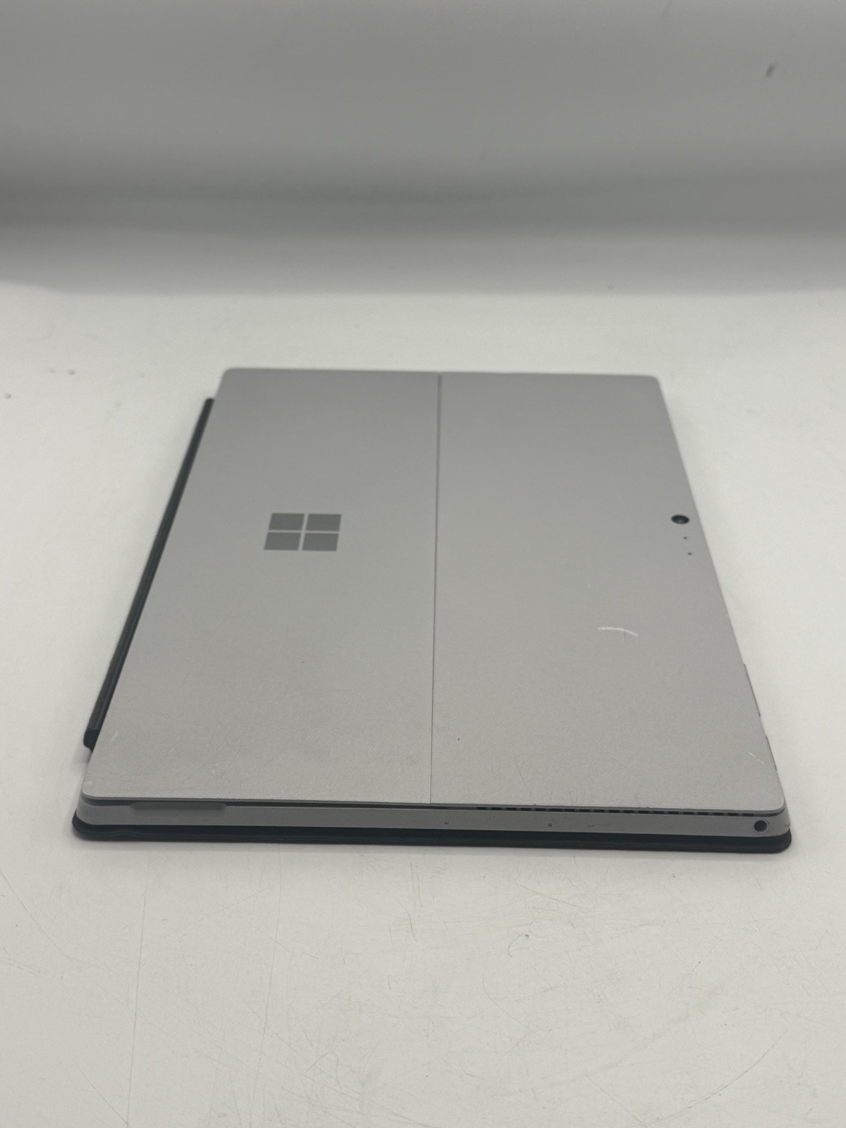 Microsoft Surface Pro 4 1724 12.3” Intel i5-6300U 4GB RAM 128GB SSD WIN10P