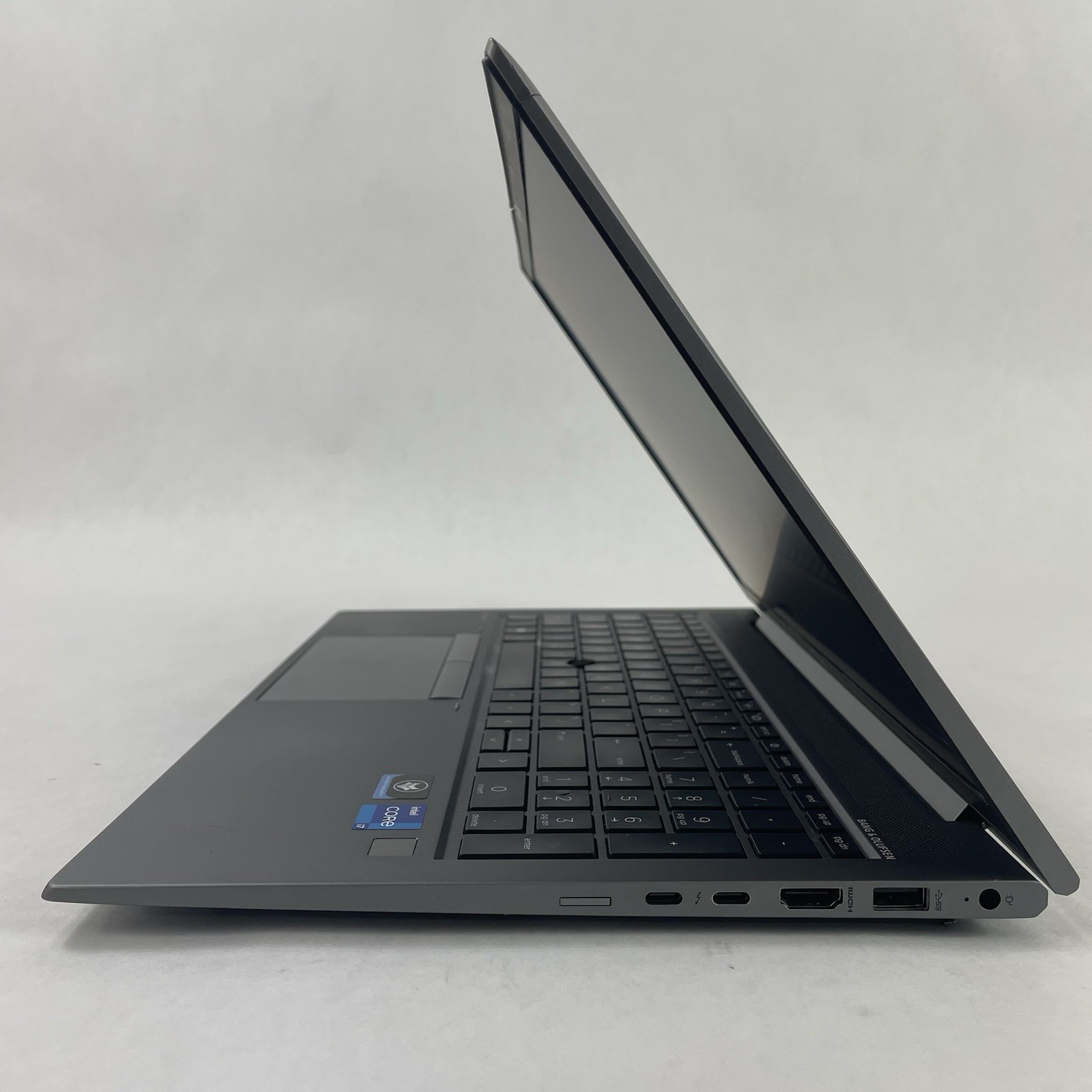 HP ZBook FireFly 15 G8 15.6″ i7-1165G7 2.80 GHz 16 GB RAM No SSD/OS/AC