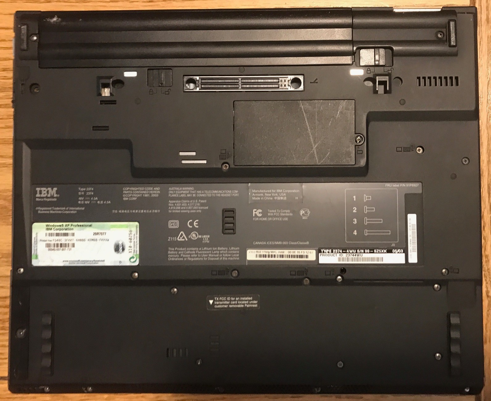 IBM ThinkPad T42 14″ XGA – 1.7ghz, 1.5gb, 160gb HDD, XP + win 98se dual boot