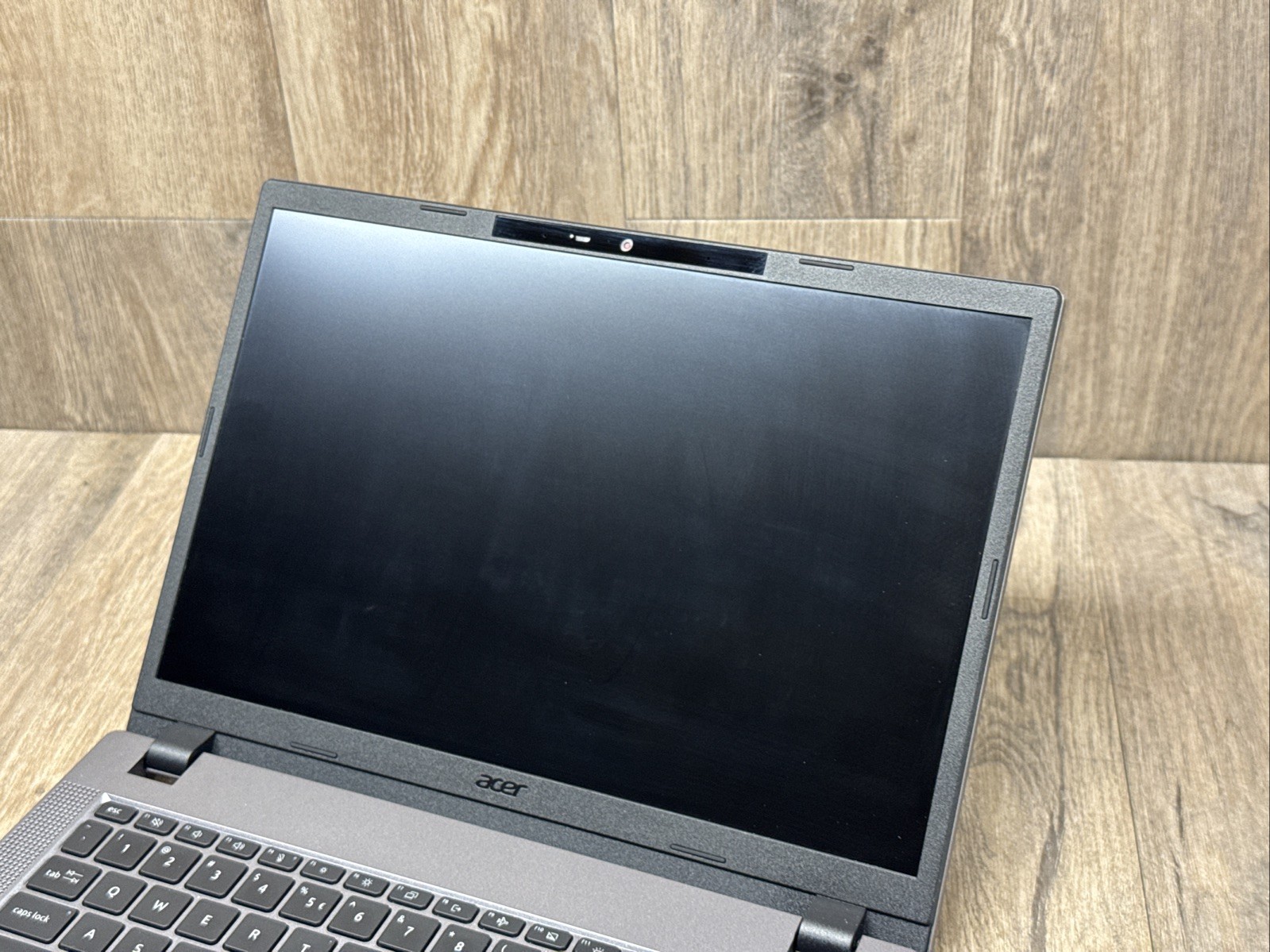 Acer TravelMate P214 i5 2.40GHz 8GB RAM 256GB SSD 14in