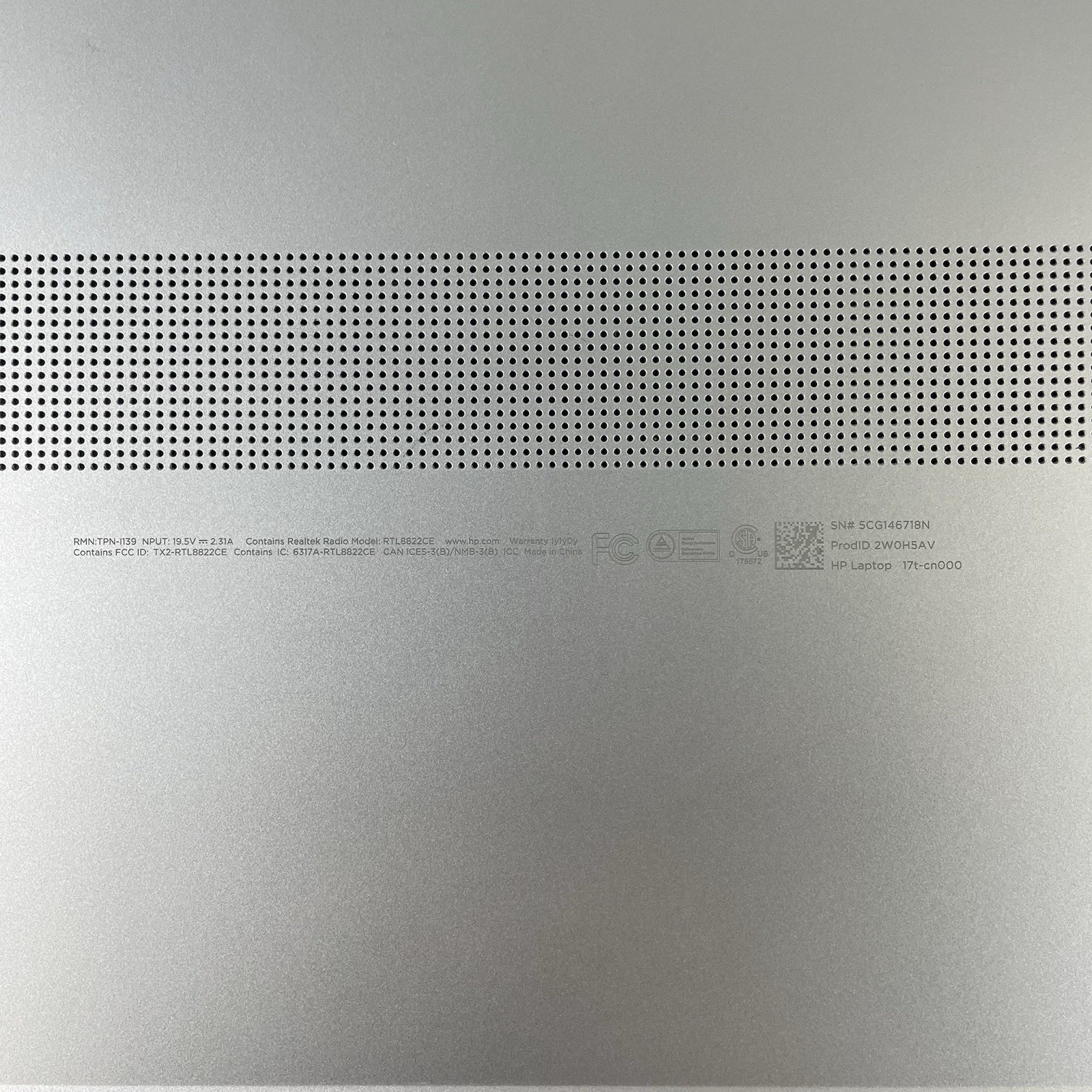 HP 17+-cn000 17.3″ i7-1165G7 2.80 GHz 8 GB RAM No SSD No OS – Bad Corners