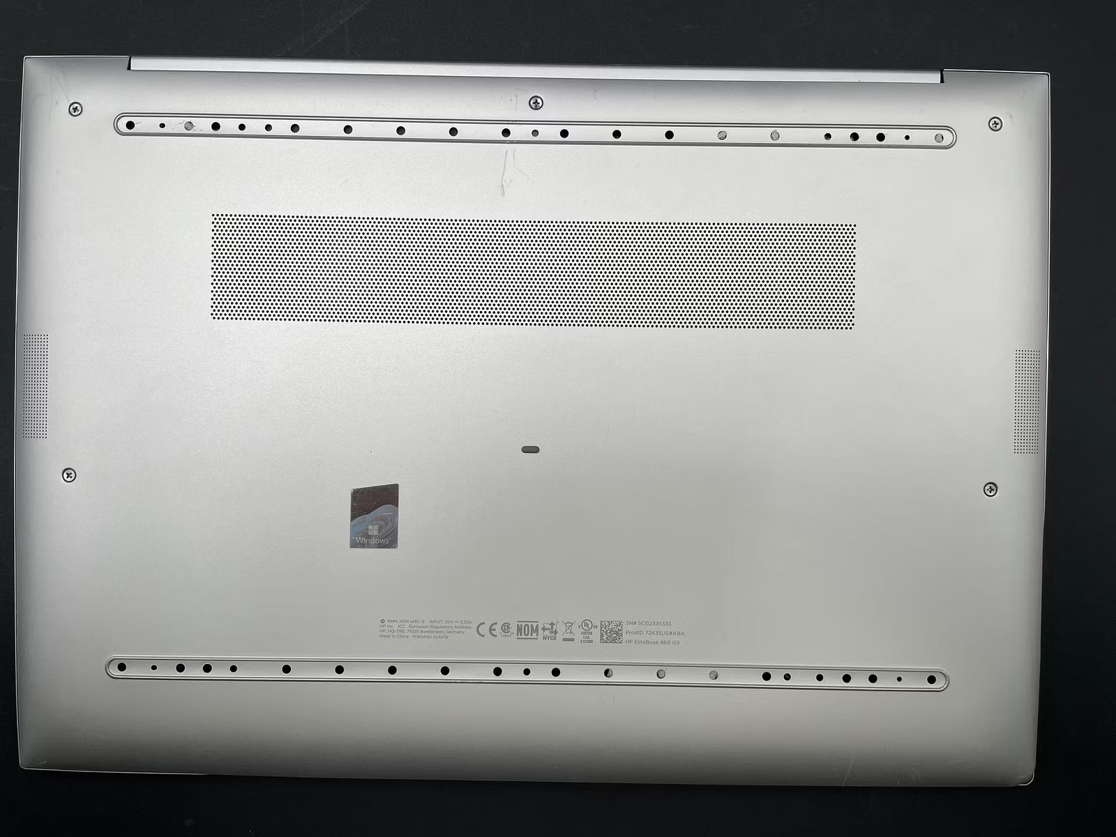 HP EliteBook 860 G9 Used 16″ (i5-1245U-16GB-256GB NVMe)