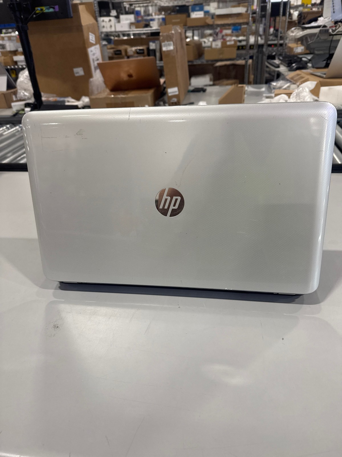 HP PAVILION 17 NOTEBOOK PC 17″ HD AMD A8-4500M 16GB 750GB HDD – Scratch & Dent