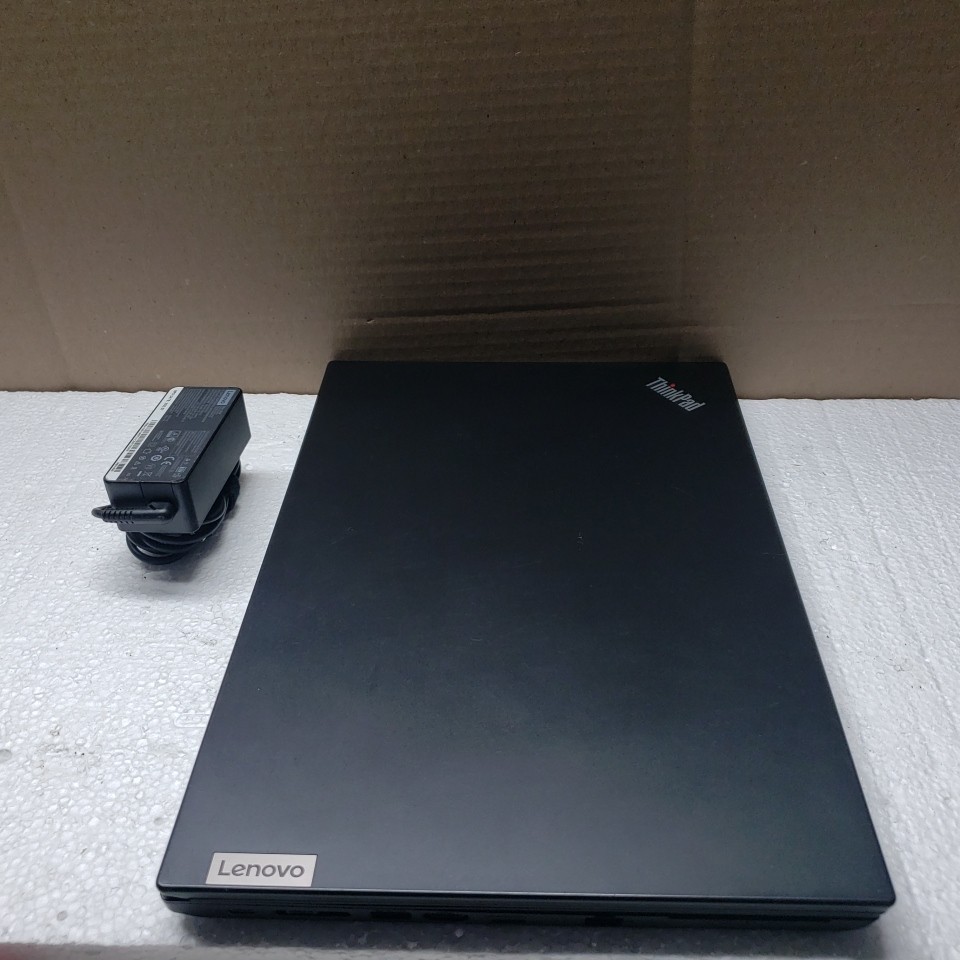 Lenovo Thinkpad T15 Gen 1 Intel Core i5-10310U 1.7GHz 8GB 256 GB SSD Windows 11