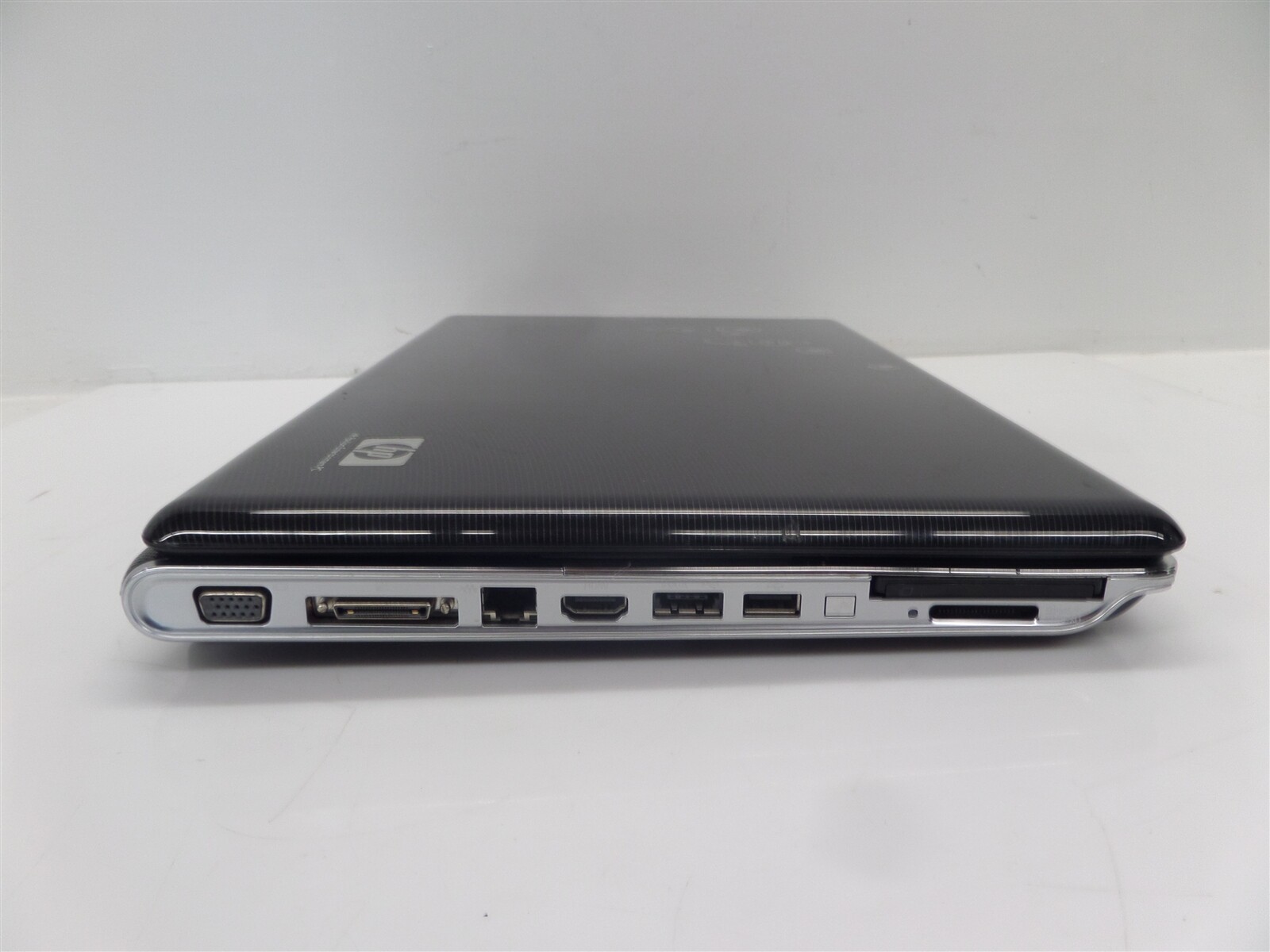 HP Pavilion dv6 Notebook PC w/ i3 M330 2.13GHz CPU 4GB RAM – No HDD