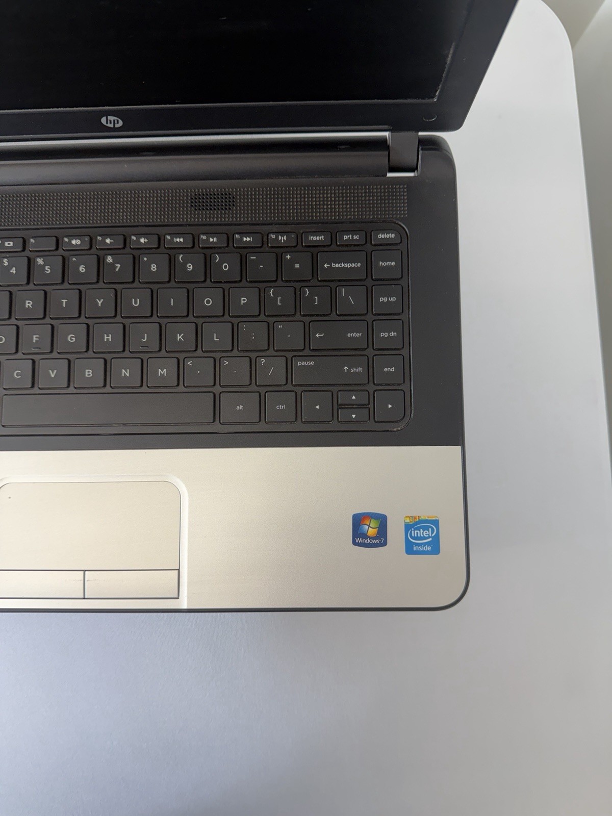 HP Laptop 340 G2 – Good Screen- Intel Celeron 3205U – RAM 4GB -Read Desc