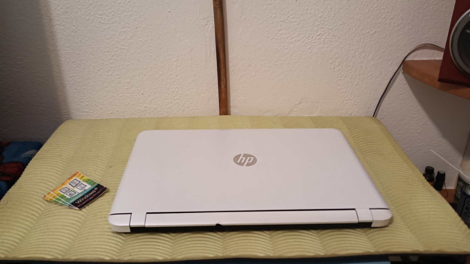 HP 17-g1115NG 17.3″ 1600X900 AMD A10-8700p 10CORE 8gb 256gb NVME AMD r7 2GB