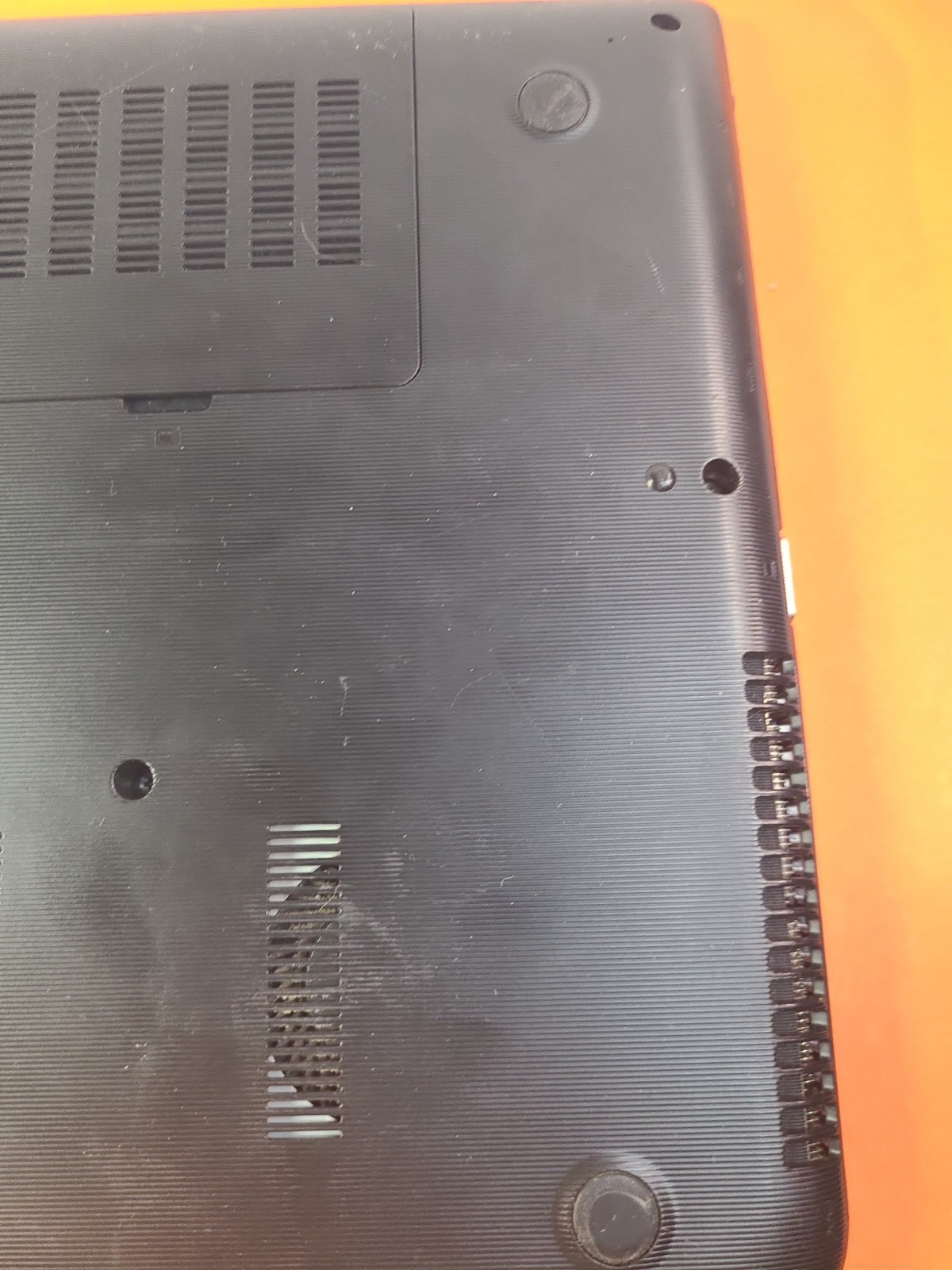 Toshiba Satellite S55-B5280, 15.6″, I7, 16 GB, 1TB, Read Description