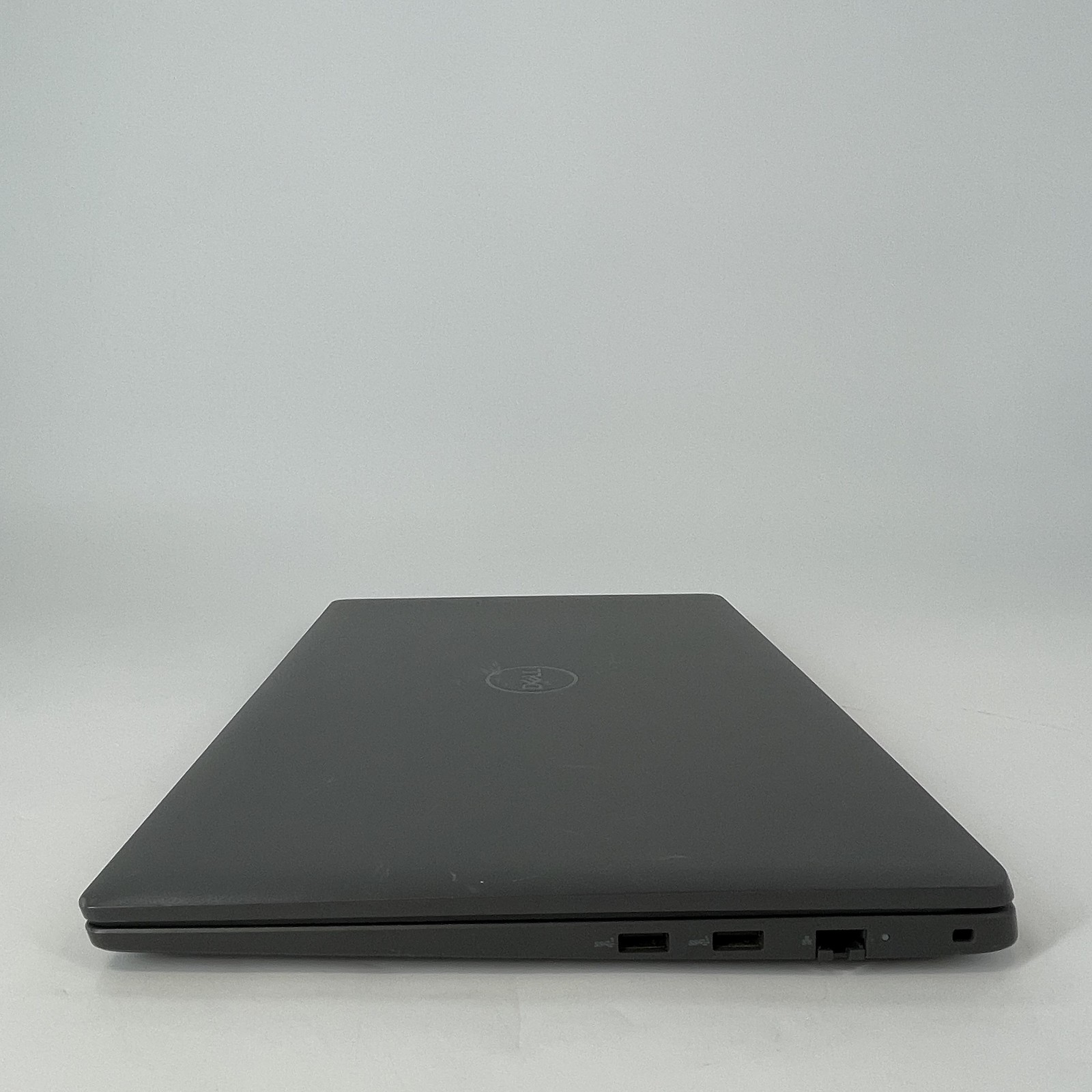 Dell Latitude 3540 15.6 Gray FHD 1.7 GHz i7-1355U 16GB RAM 256GB SSD Good