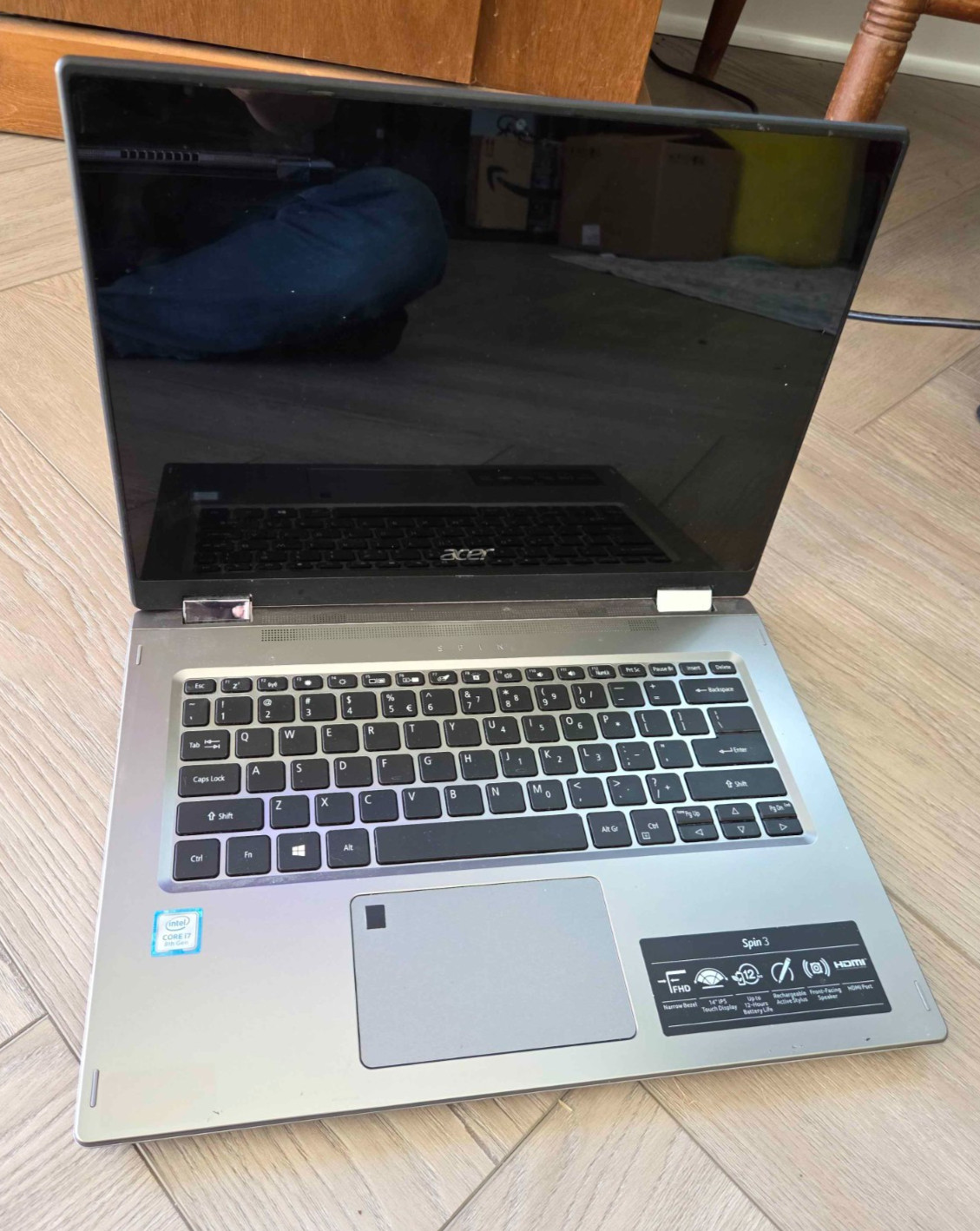 lot of two Acer SPIN 3 14in” Touch 8GB i7 8th gen, and one Aspire 3 i3 11gen