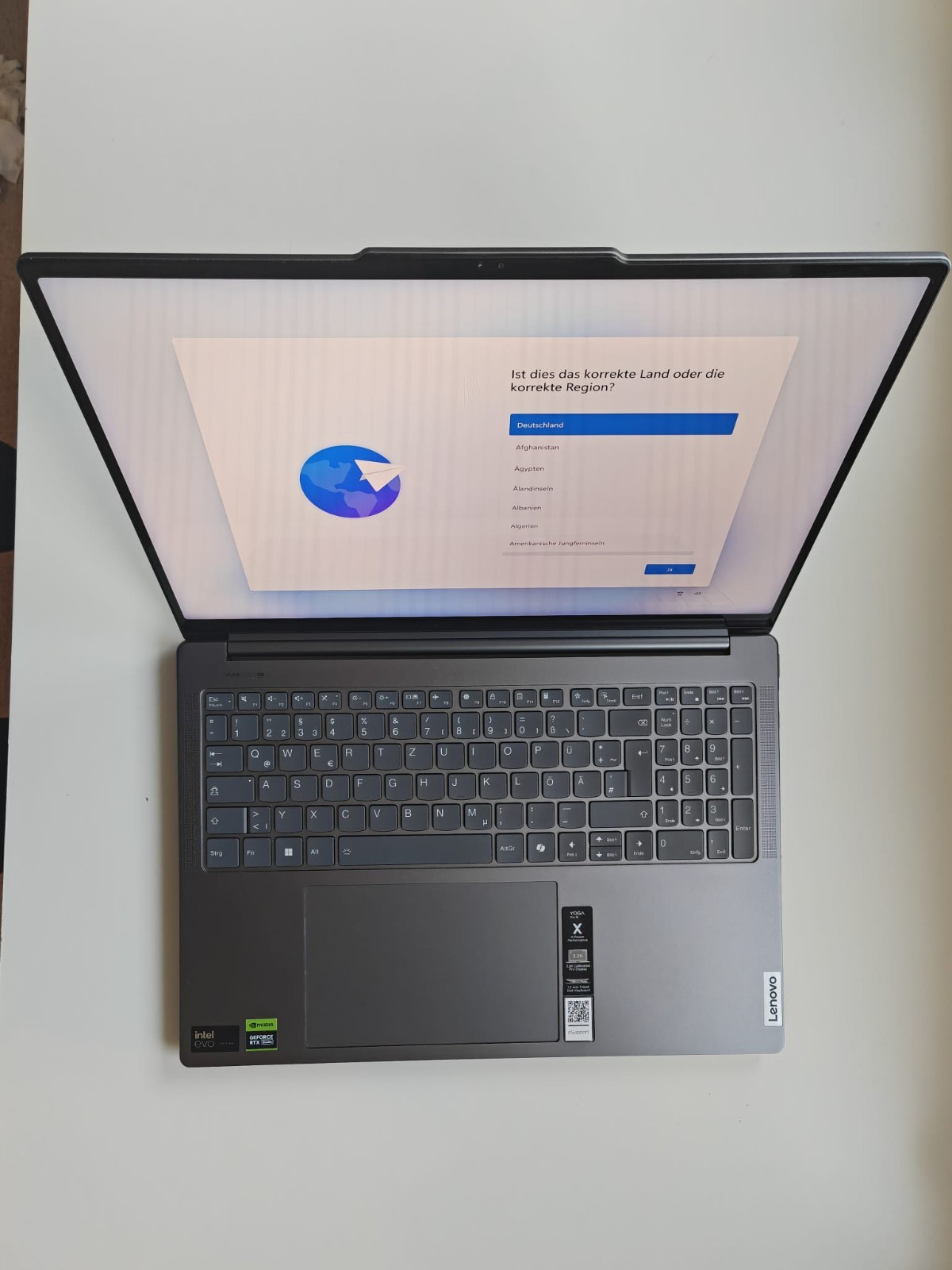 Lenovo Yoga Pro 9i 16″ | Ultra 9 185H | RTX 4070 8GB | 64GB RAM | 5TB SSD