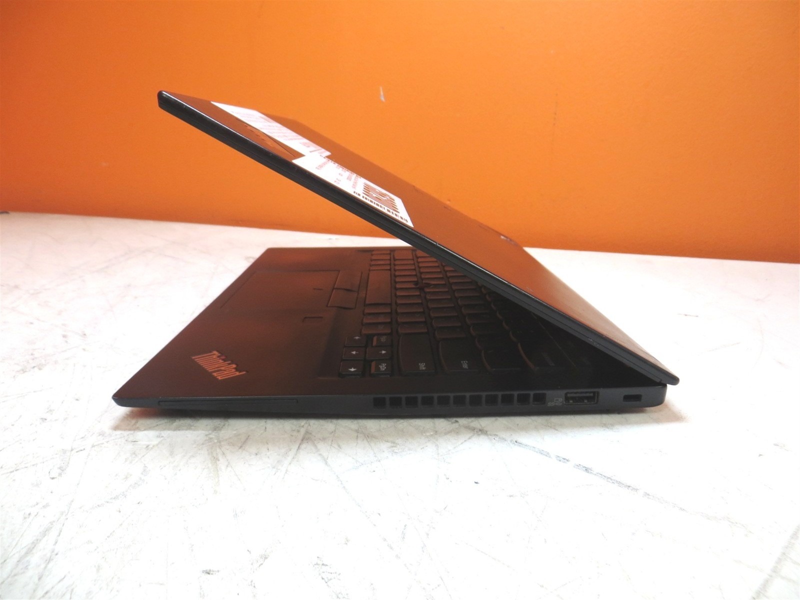 Scratched LCD Lenovo ThinkPad T14s Gen 1 Intel i7-10510U 1.8GHz 16GB 256GB SSD