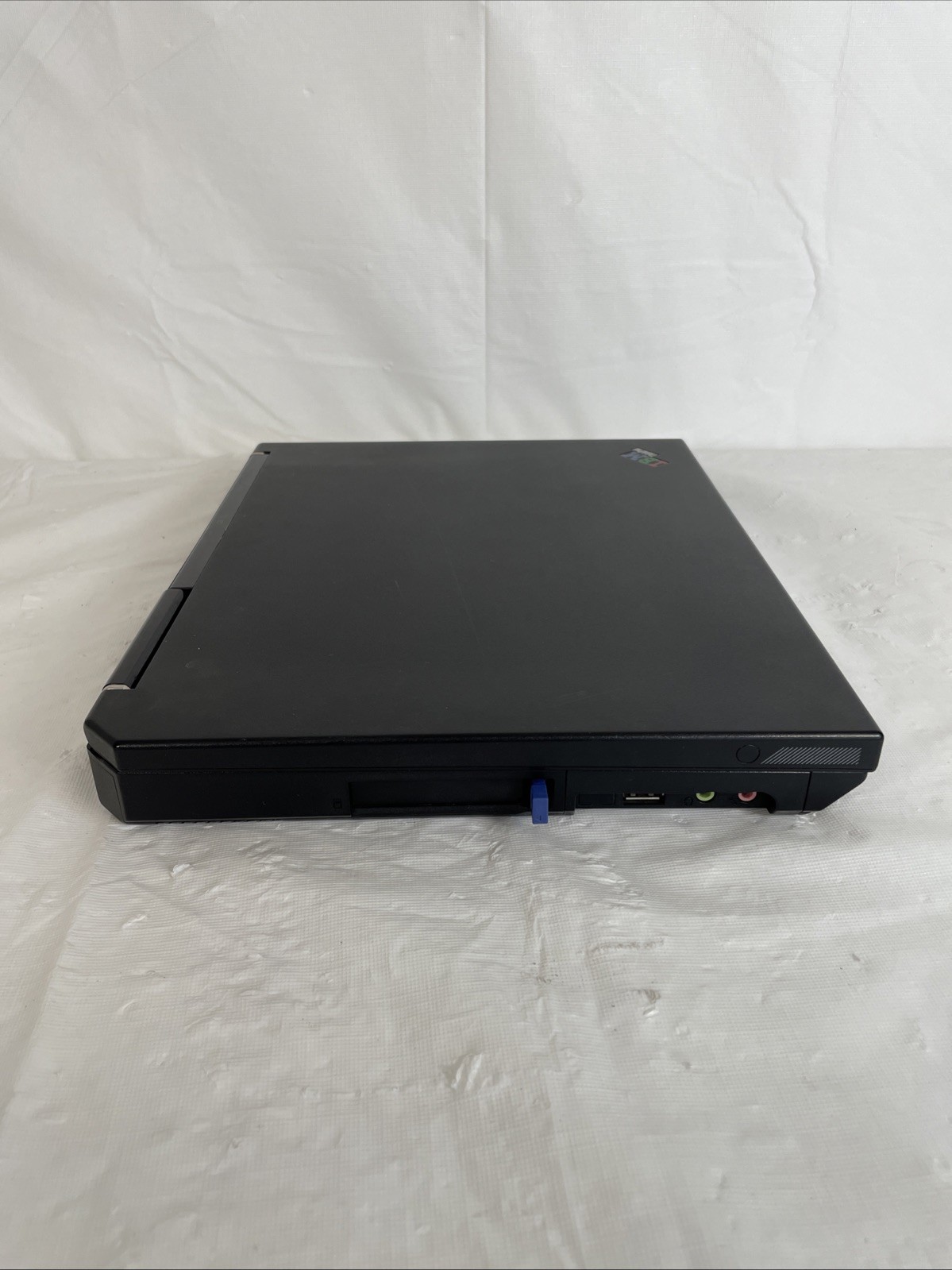 IBM ThinkPad R31 Pentium III 376MB RAM No HDD – BB – TESTED