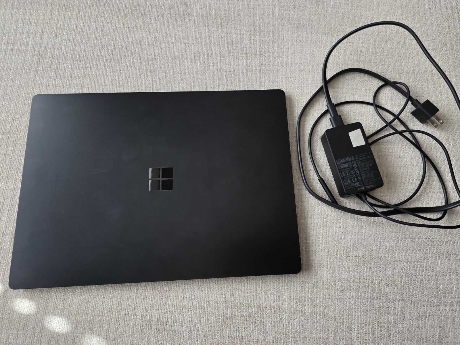 Microsoft Surface Laptop 5 15″ Touch Core i7-1265U, 32GB RAM 1TB SSD Win11 HOME
