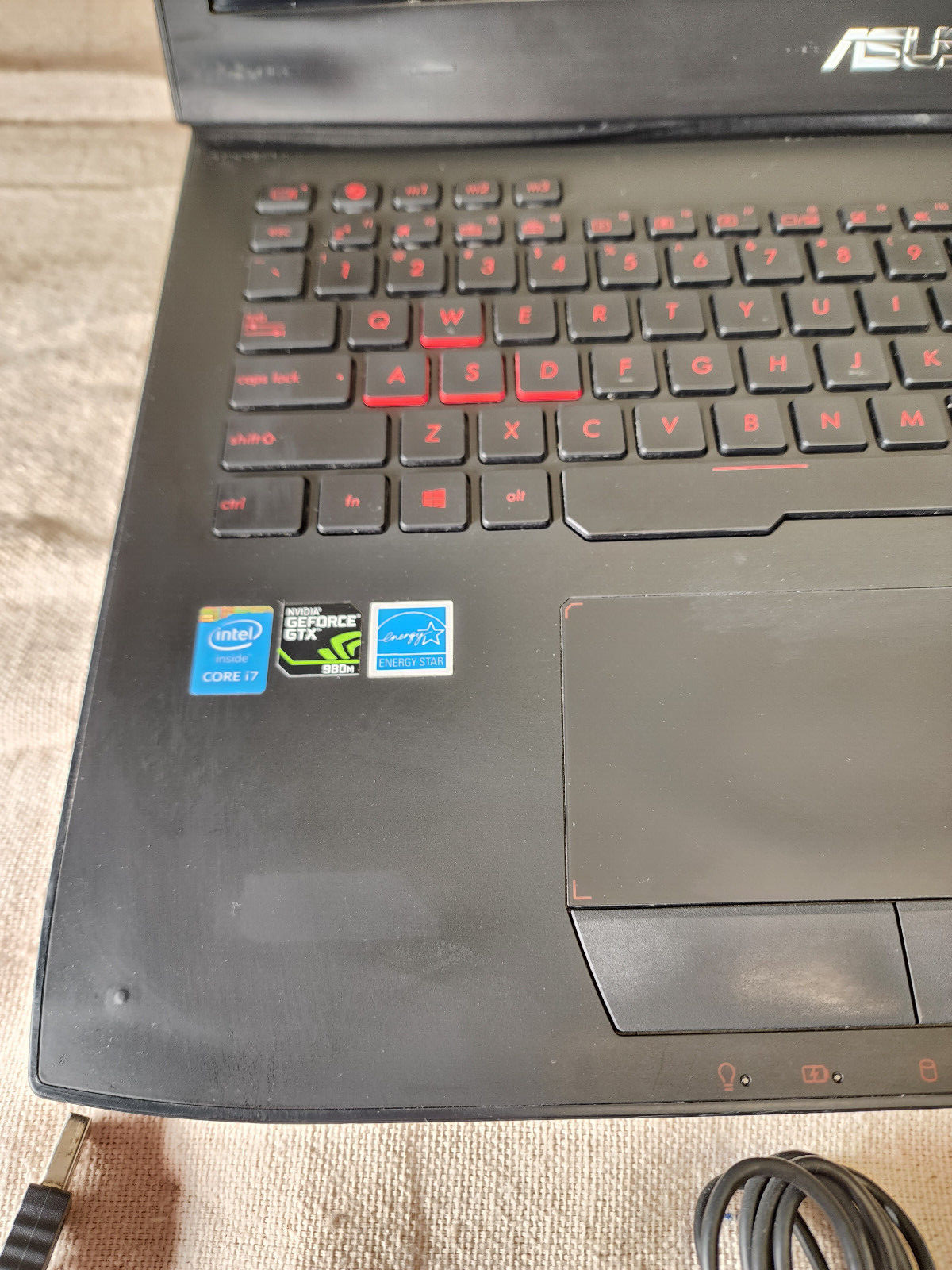 ROG Black Red Gaming Laptop 17″ ASUS G751J i7-4710HQ 2.50 GHz GTX980M 1TB HD 24G
