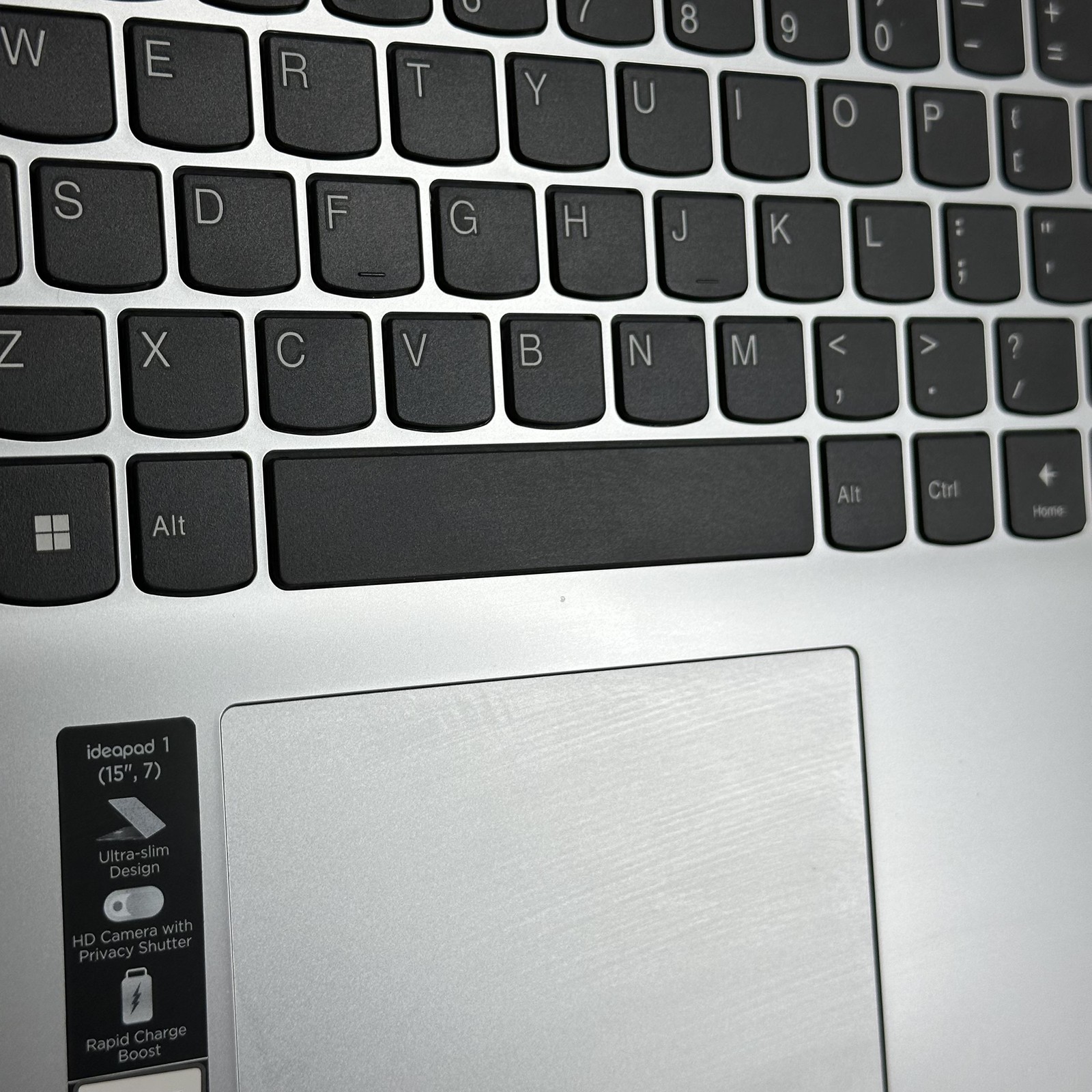 Dell IdeaPad 1 15.6 HD 2.3 GHz Athlon Silver 3050U 4GB 128GB SSD Good