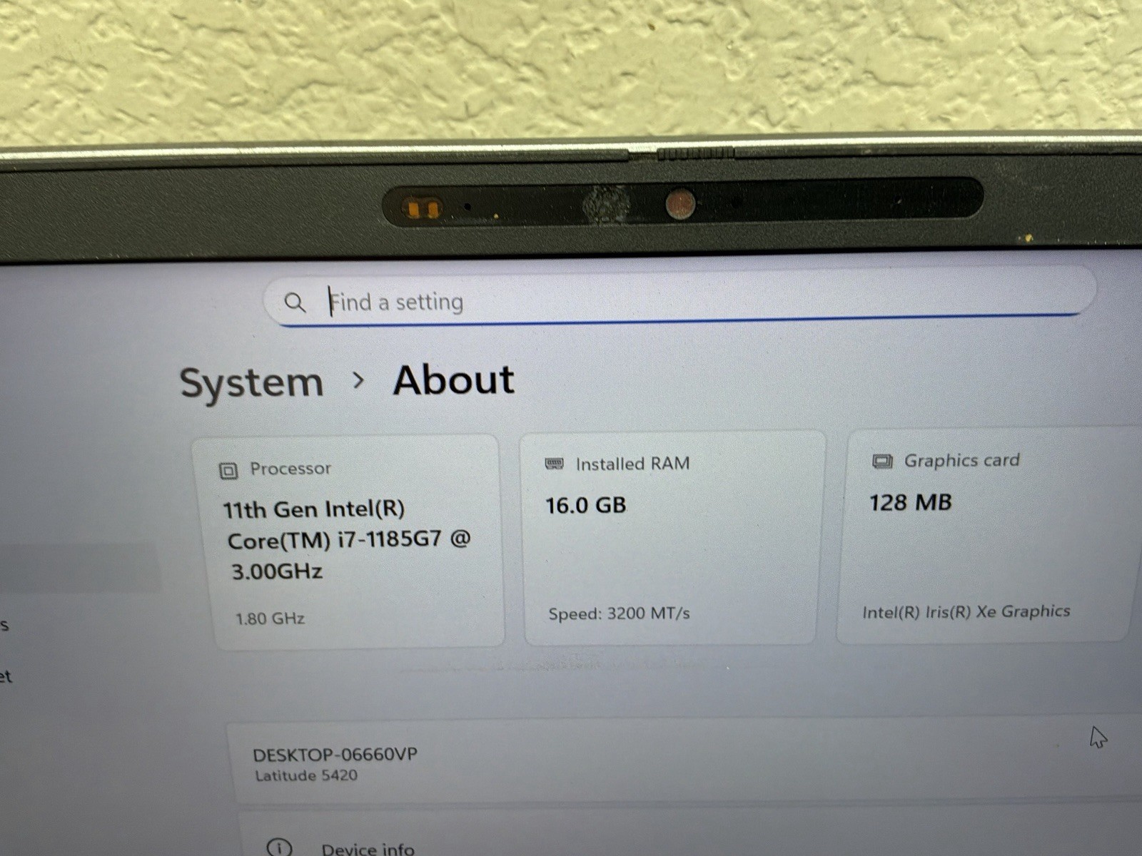 Dell Latitude 5420 Laptop 3GHz i7-1185G7 16GB 256GB SSD – Touchscreen WIN11P