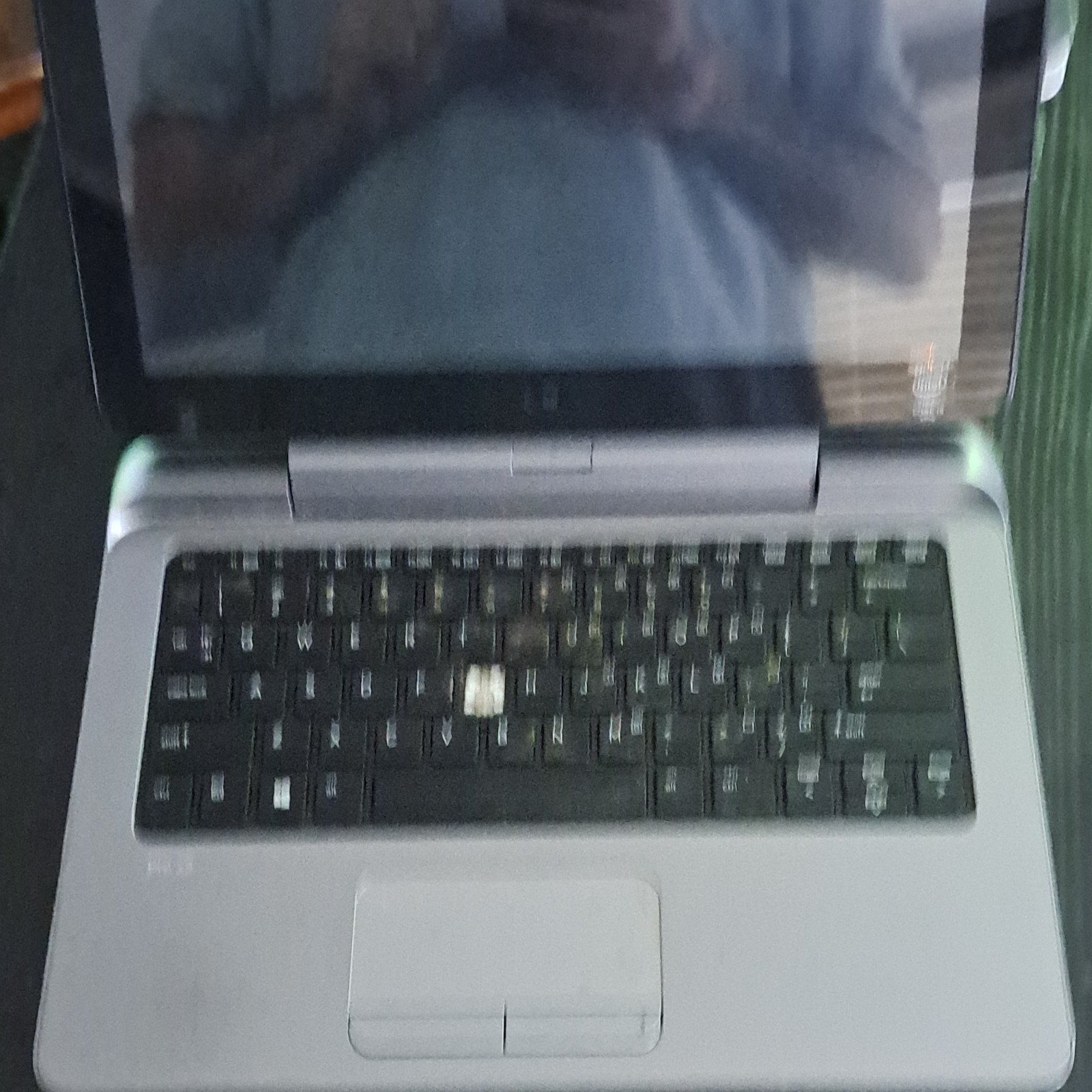 4 laptops Gateway PSWS6 Solo 1450 Intel Core i5 Windows 7 XP for parts only