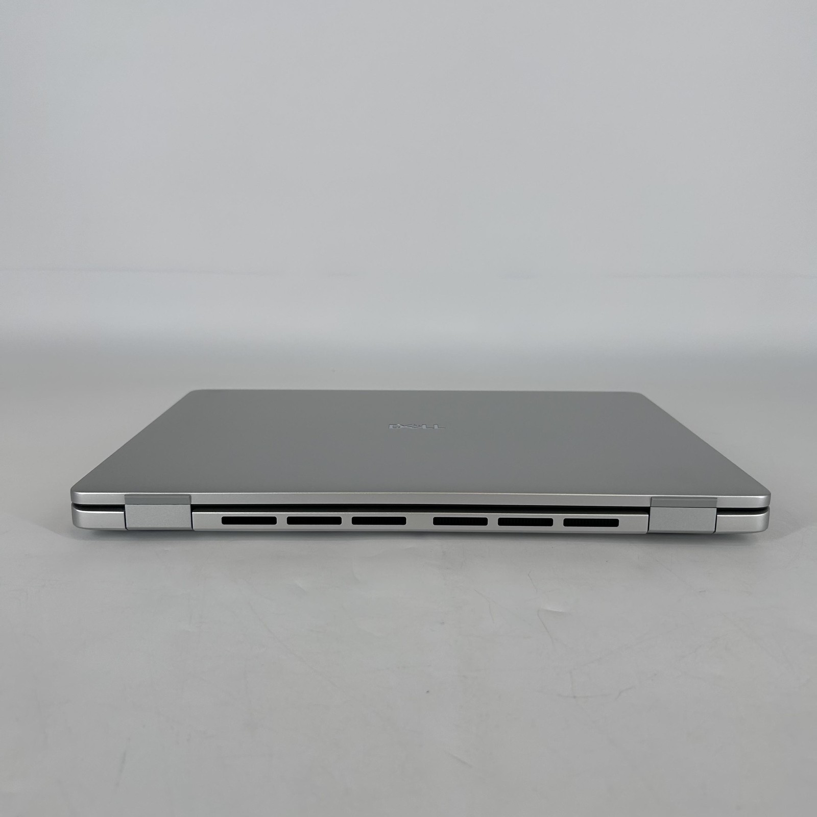 Dell Pro 14 Plus PB14255 FHD+ 3.5 GHz Ryzen 5 PRO 230 16GB 512GB SSD Excellent
