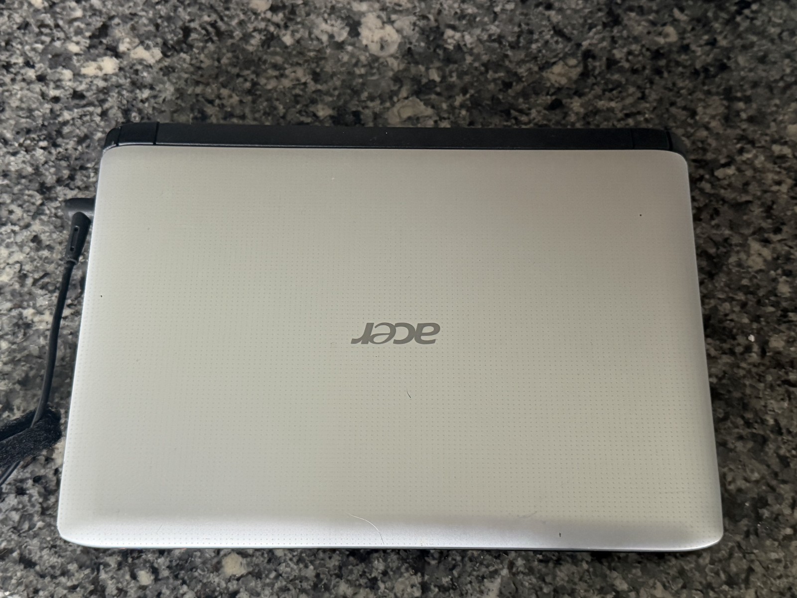 Acer Aspire One NAV50 10.1″ Laptop Intel Atom N450 1.66GHz 1GB RAM 160GB HDD