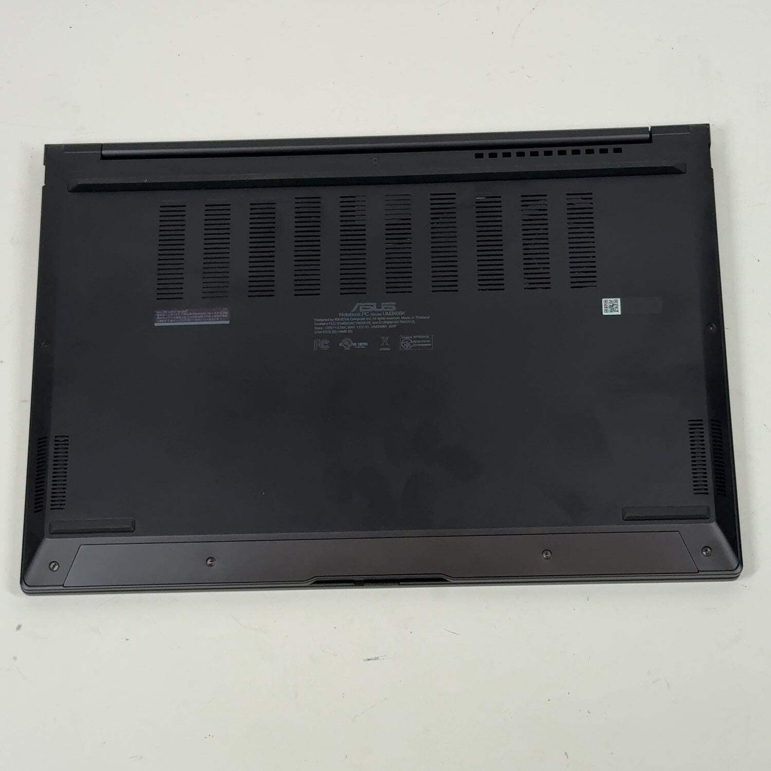 Asus Zenbook 14 UM3406K 14″ Ryzen AI 7 350 2.0GHz 32GB RAM 1TB SSD