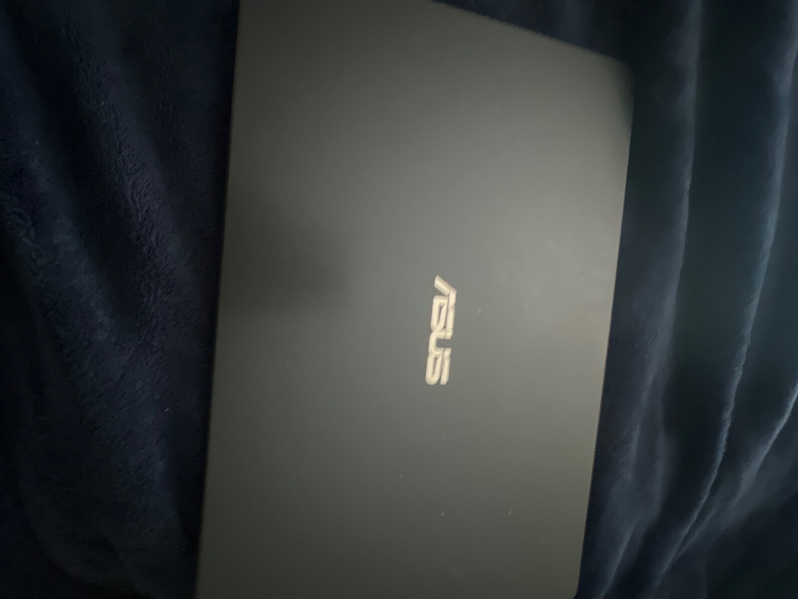 ASUS L210 11.6 inch (64GB eMMc, Intel Celeron N4020, 2.8 GHz, 4GB) Laptop -…