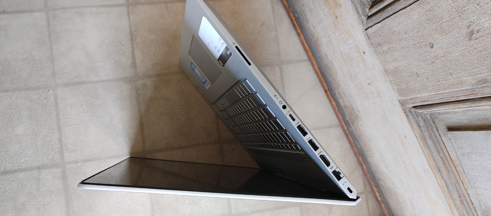 HP Envy 17m 17.3″ 1080p Touch LCD Core i7-8550U 1.8GHz Nvidia MX150 Parts Repair
