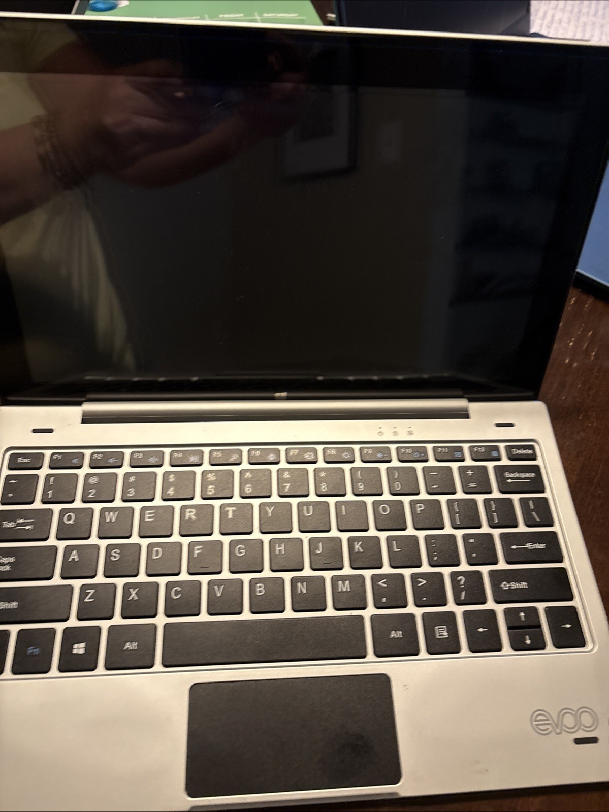 New EVOO TEV-C-116-1-BK, 11.6″ ULTRA THIN LAPTOP 4GB RAM 32GB STORAGE WINDOWS 10